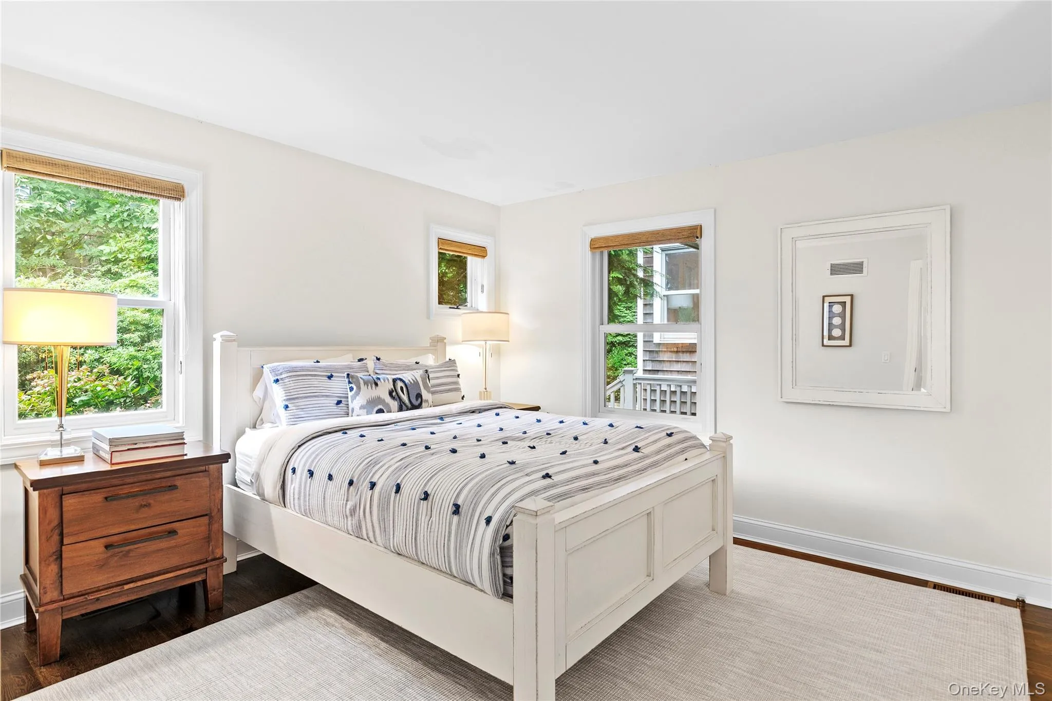 652 Noyack Path, Southampton, New York 11976