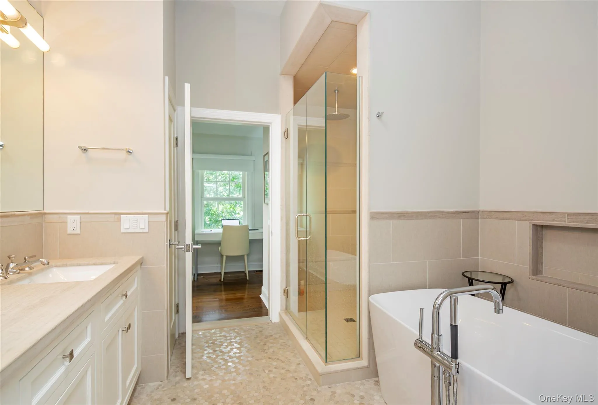 652 Noyack Path, Southampton, NY, 6 Bedrooms Bedrooms, 15 Rooms Rooms,6 BathroomsBathrooms,Residential,For Rent,Noyack,0,1029122 652 Noyack Path, Southampton, NY, 6 Bedrooms Bedrooms, 15 Rooms Rooms,6 BathroomsBathrooms,Residential,For Rent,Noyack,0,1029122