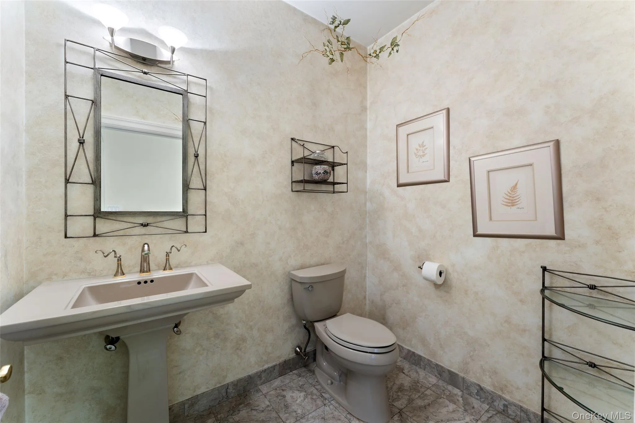 Main Level Powder Room Main Level Powder Room