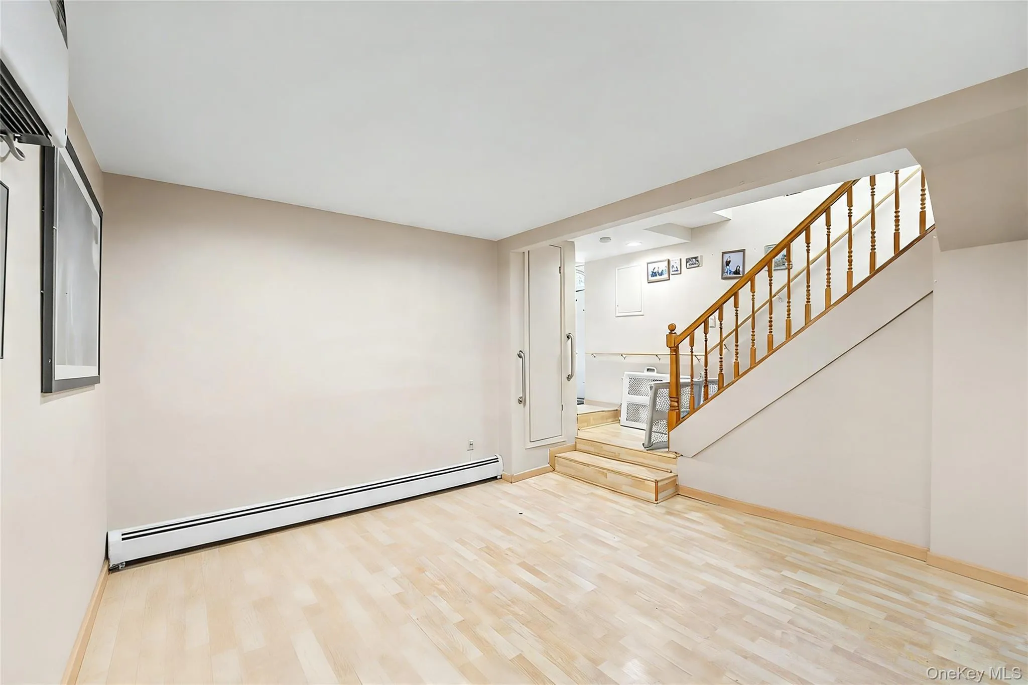 6628 52nd Drive, New York, NY, 4 Bedrooms Bedrooms, 9 Rooms Rooms,2 BathroomsBathrooms,Residential,For Rent,52nd,0,1029126 6628 52nd Drive, New York, NY, 4 Bedrooms Bedrooms, 9 Rooms Rooms,2 BathroomsBathrooms,Residential,For Rent,52nd,0,1029126