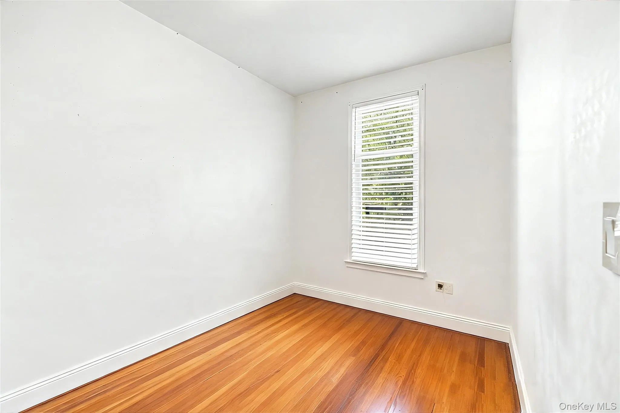6628 52nd Drive, New York, NY, 4 Bedrooms Bedrooms, 9 Rooms Rooms,2 BathroomsBathrooms,Residential,For Rent,52nd,0,1029126 6628 52nd Drive, New York, NY, 4 Bedrooms Bedrooms, 9 Rooms Rooms,2 BathroomsBathrooms,Residential,For Rent,52nd,0,1029126