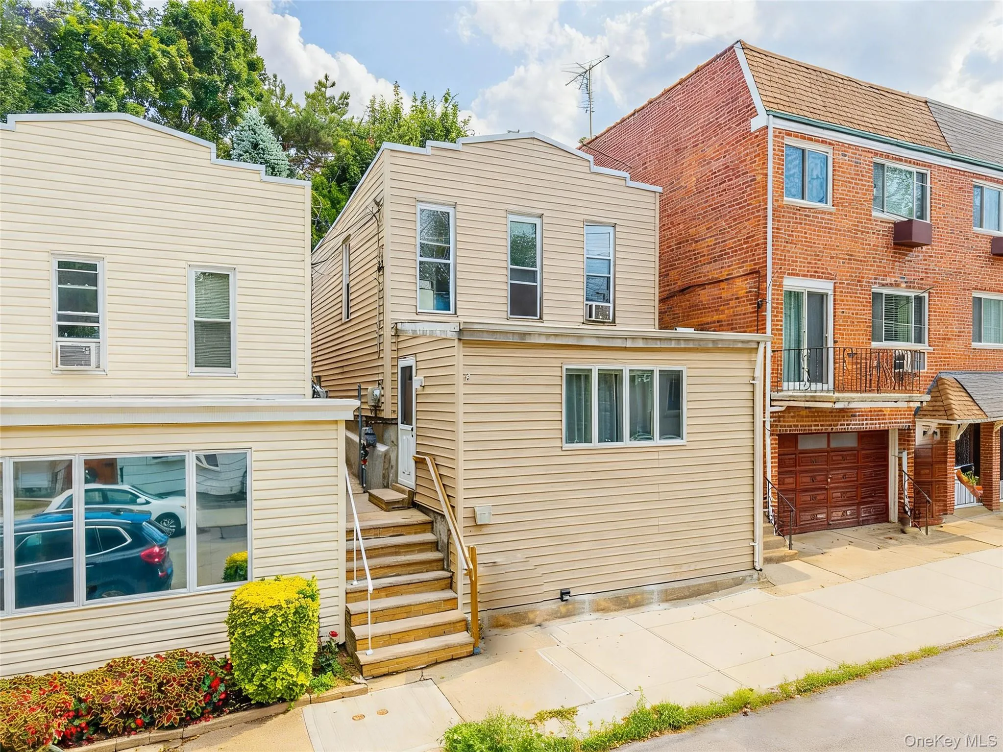 6628 52nd Drive, New York, NY, 4 Bedrooms Bedrooms, 9 Rooms Rooms,2 BathroomsBathrooms,Residential,For Rent,52nd,0,1029126 6628 52nd Drive, New York, NY, 4 Bedrooms Bedrooms, 9 Rooms Rooms,2 BathroomsBathrooms,Residential,For Rent,52nd,0,1029126