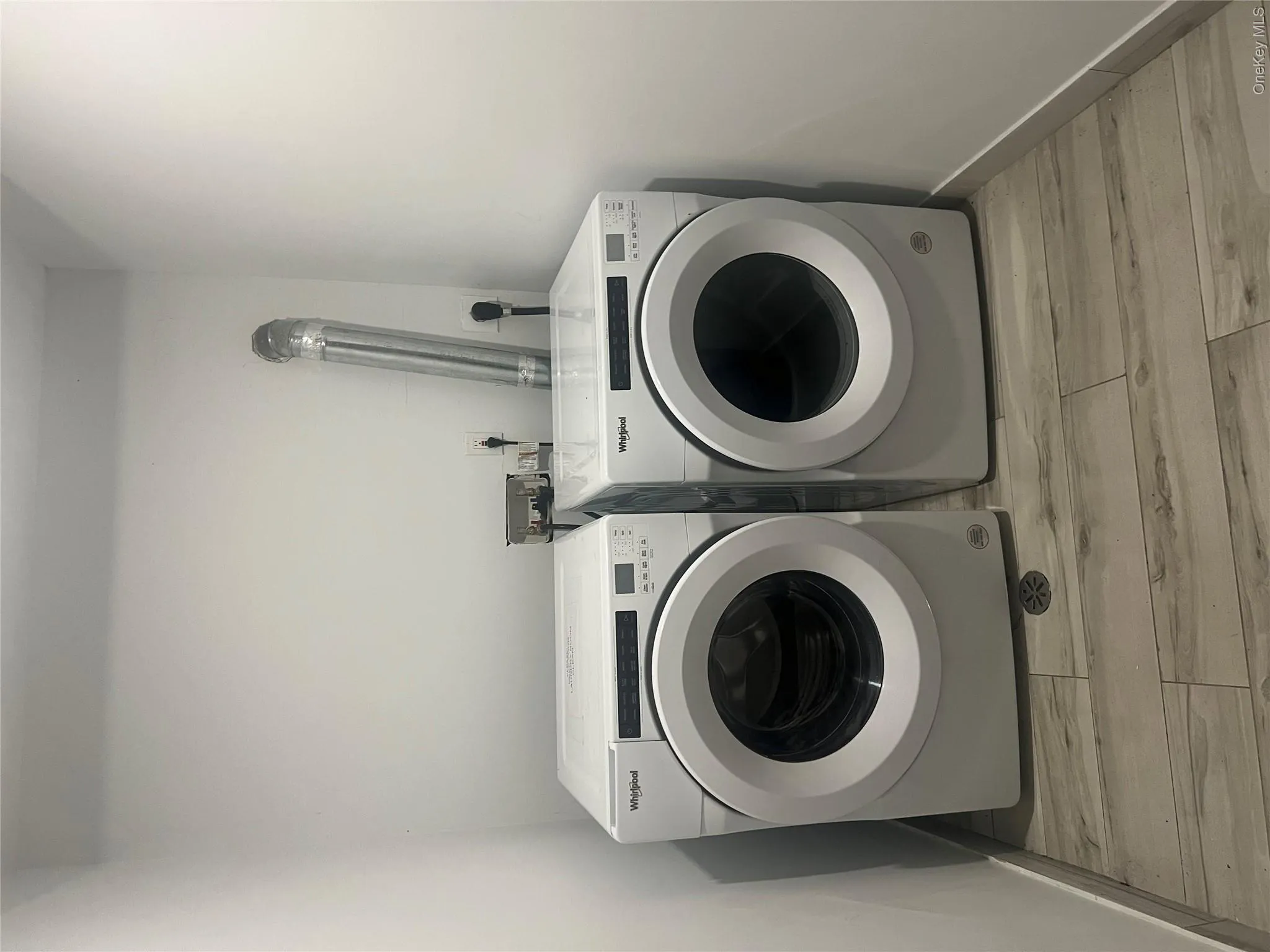 3214 58th Street, New York, NY, 3 Bedrooms Bedrooms, 5 Rooms Rooms,2 BathroomsBathrooms,Residential Lease,For Rent,58th,0,1029135 3214 58th Street, New York, NY, 3 Bedrooms Bedrooms, 5 Rooms Rooms,2 BathroomsBathrooms,Residential Lease,For Rent,58th,0,1029135