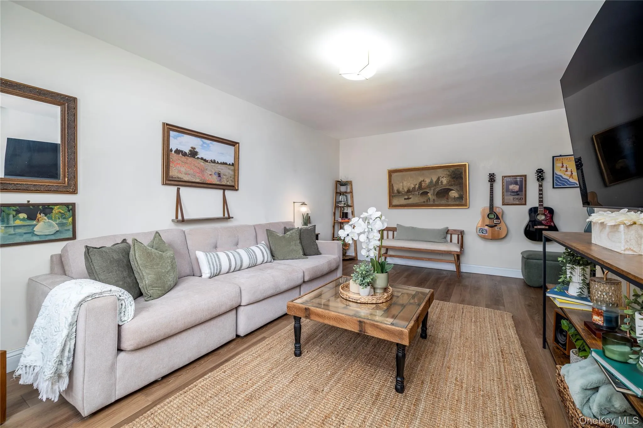 411 Merrick Road, Hempstead, NY, 1 Bedroom Bedrooms, 4 Rooms Rooms,1 BathroomBathrooms,Residential,For Rent,Merrick,0,1029136 411 Merrick Road, Hempstead, NY, 1 Bedroom Bedrooms, 4 Rooms Rooms,1 BathroomBathrooms,Residential,For Rent,Merrick,0,1029136
