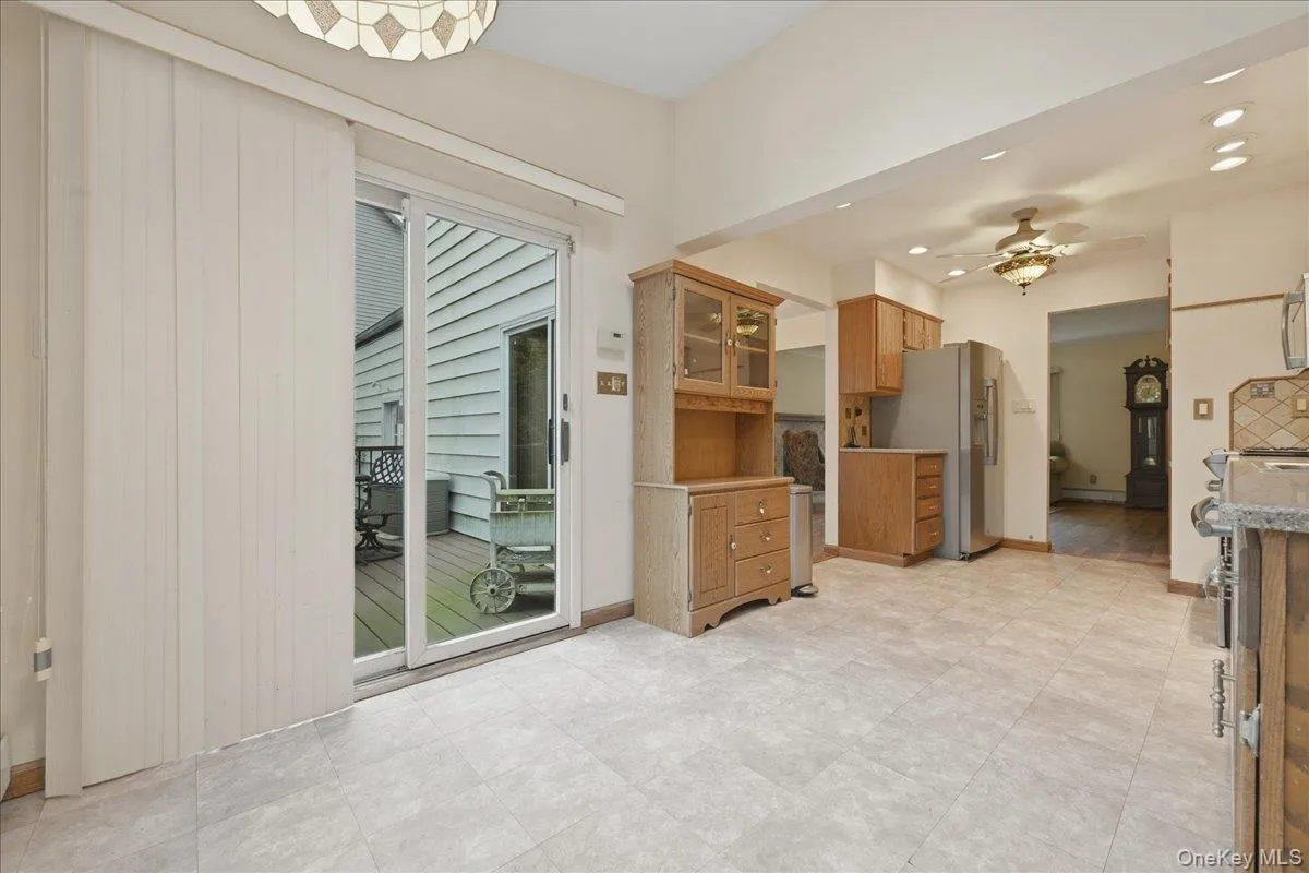 1935 Lenox Avenue, Hempstead, NY, 4 Bedrooms Bedrooms, 7 Rooms Rooms,3 BathroomsBathrooms,Residential,For Rent,Lenox,0,1029148 1935 Lenox Avenue, Hempstead, NY, 4 Bedrooms Bedrooms, 7 Rooms Rooms,3 BathroomsBathrooms,Residential,For Rent,Lenox,0,1029148