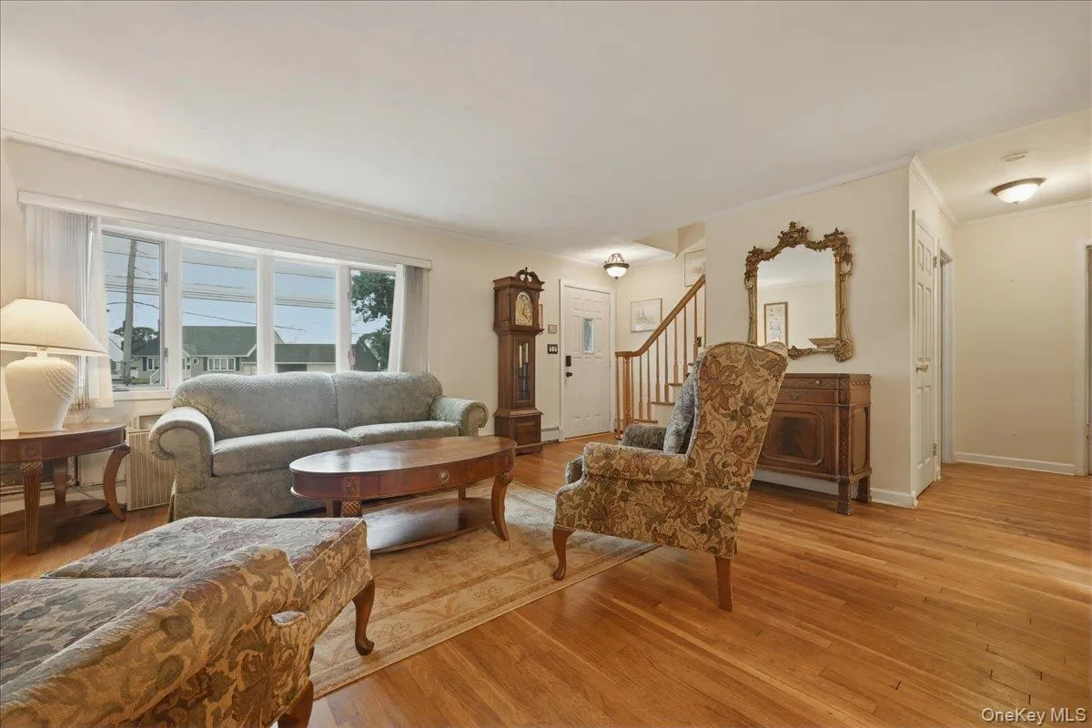 1935 Lenox Avenue, Hempstead, NY, 4 Bedrooms Bedrooms, 7 Rooms Rooms,3 BathroomsBathrooms,Residential,For Rent,Lenox,0,1029148 1935 Lenox Avenue, Hempstead, NY, 4 Bedrooms Bedrooms, 7 Rooms Rooms,3 BathroomsBathrooms,Residential,For Rent,Lenox,0,1029148