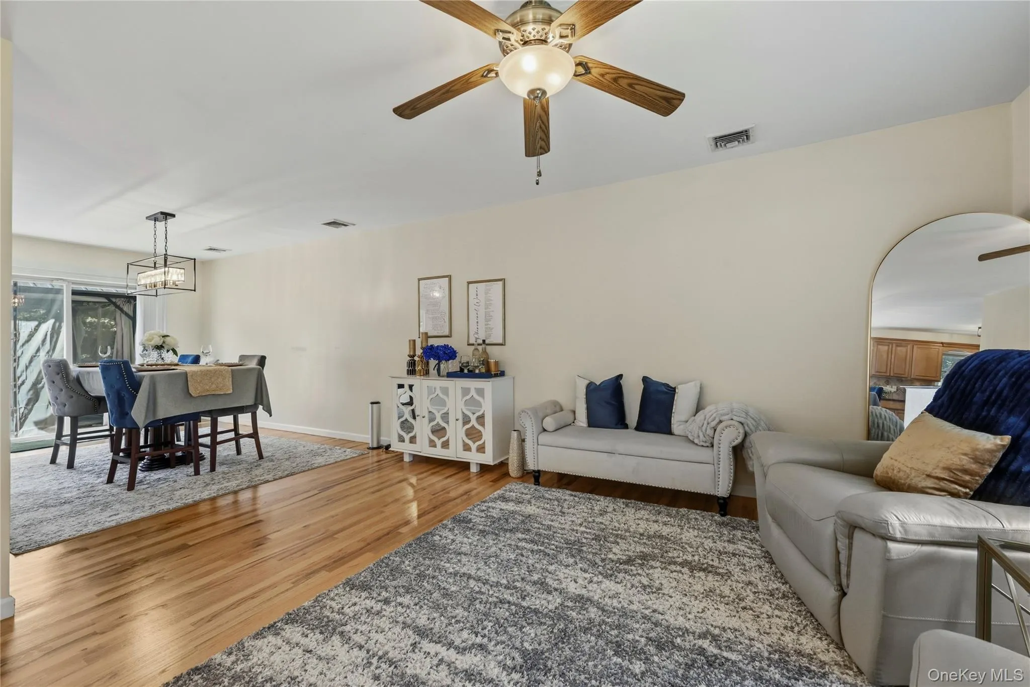 18 Hickory Place, Middletown, NY, 3 Bedrooms Bedrooms, 6 Rooms Rooms,2 BathroomsBathrooms,Residential,For Rent,Hickory,0,1029150 18 Hickory Place, Middletown, NY, 3 Bedrooms Bedrooms, 6 Rooms Rooms,2 BathroomsBathrooms,Residential,For Rent,Hickory,0,1029150