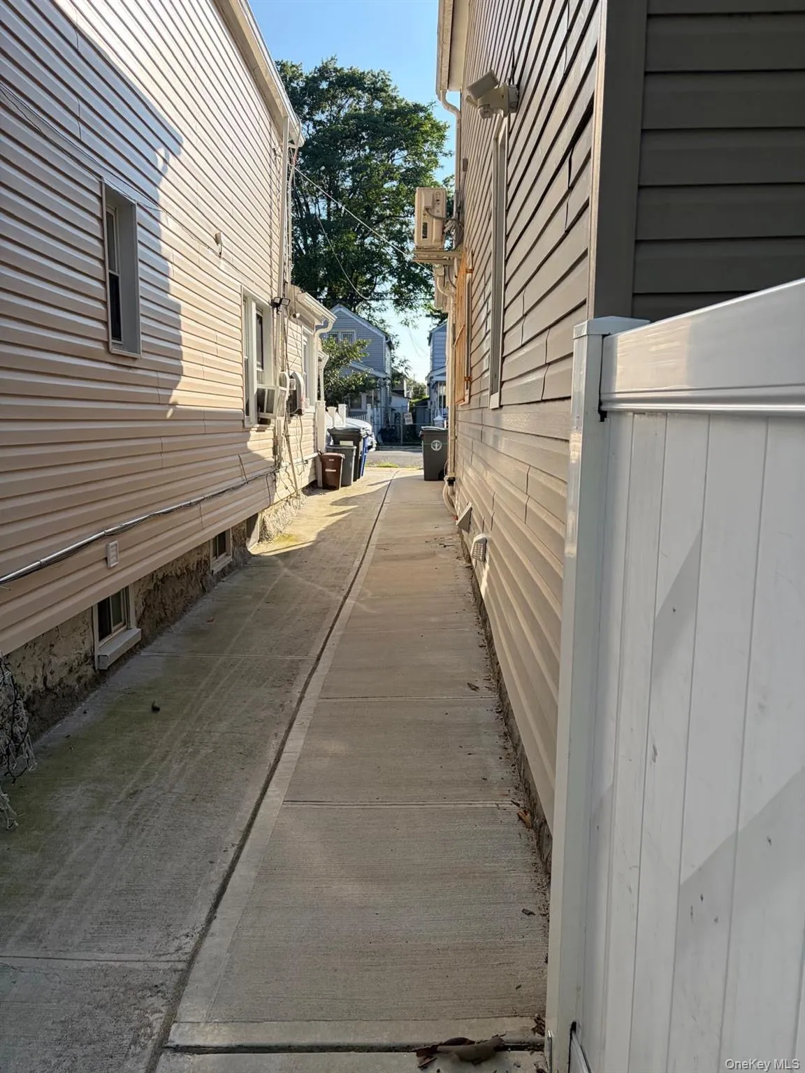 11727 142nd Place, New York, NY, 2 Bedrooms Bedrooms, 4 Rooms Rooms,2 BathroomsBathrooms,Residential,For Rent,142nd,0,1029152 11727 142nd Place, New York, NY, 2 Bedrooms Bedrooms, 4 Rooms Rooms,2 BathroomsBathrooms,Residential,For Rent,142nd,0,1029152