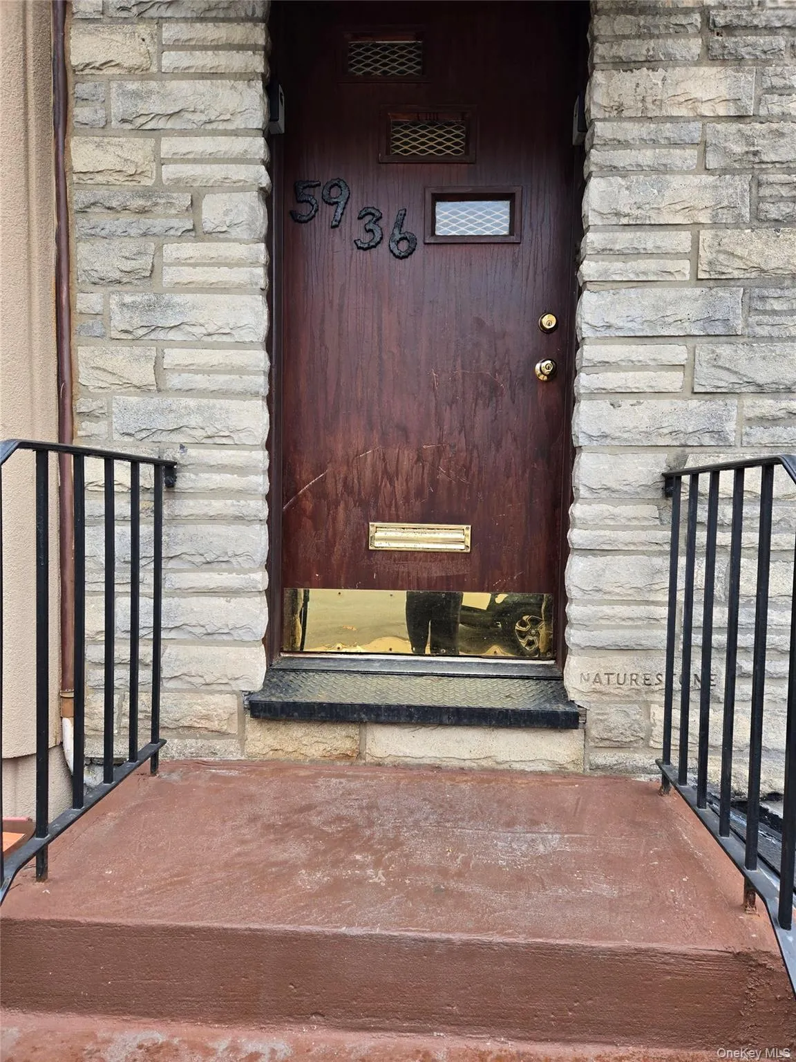 5936 Woodbine Street, New York, NY, 3 Bedrooms Bedrooms, 6 Rooms Rooms,1 BathroomBathrooms,Residential Lease,For Rent,Woodbine,0,1029153 5936 Woodbine Street, New York, NY, 3 Bedrooms Bedrooms, 6 Rooms Rooms,1 BathroomBathrooms,Residential Lease,For Rent,Woodbine,0,1029153