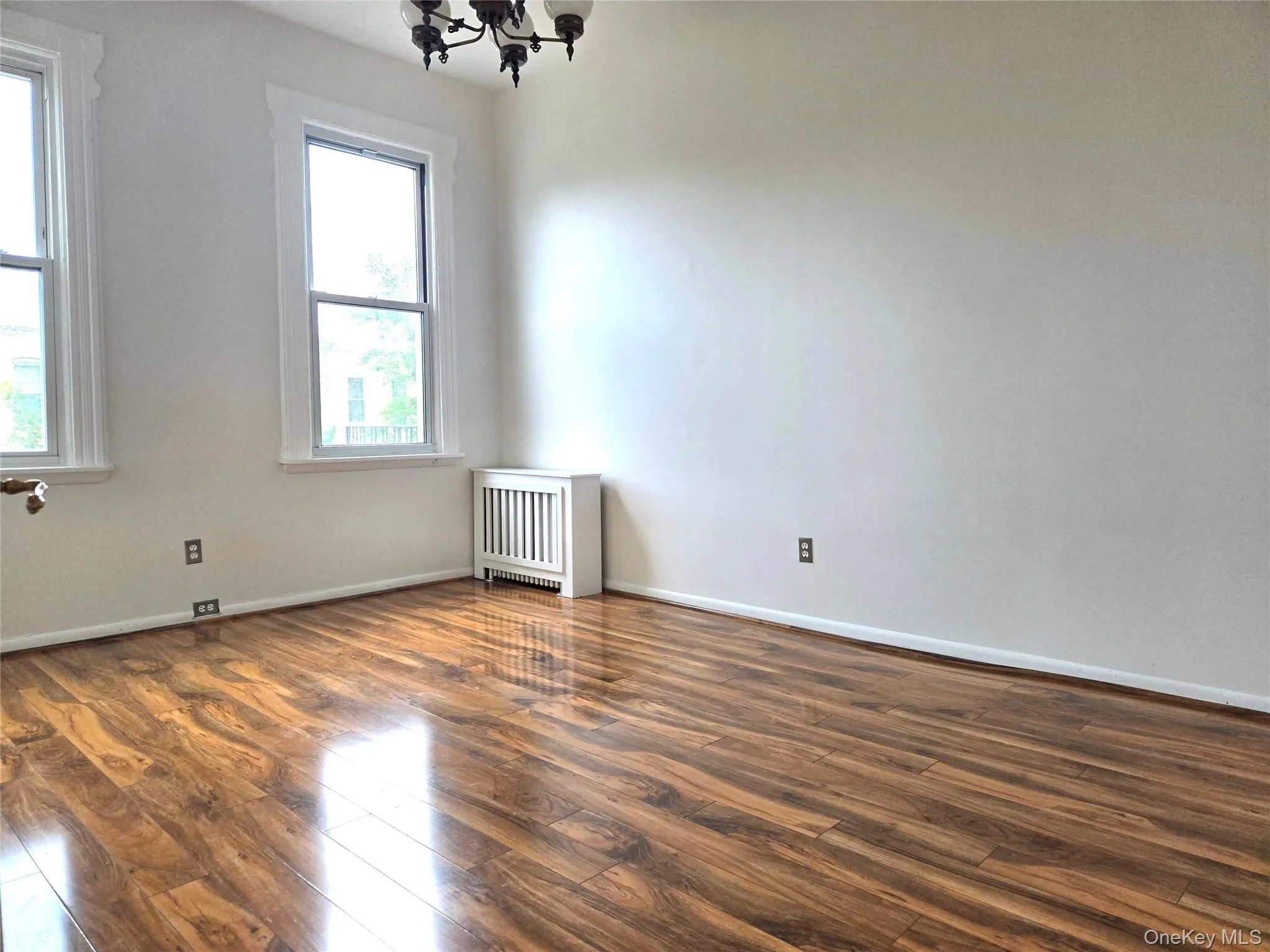 5936 Woodbine Street, New York, NY, 3 Bedrooms Bedrooms, 6 Rooms Rooms,1 BathroomBathrooms,Residential Lease,For Rent,Woodbine,0,1029153 5936 Woodbine Street, New York, NY, 3 Bedrooms Bedrooms, 6 Rooms Rooms,1 BathroomBathrooms,Residential Lease,For Rent,Woodbine,0,1029153