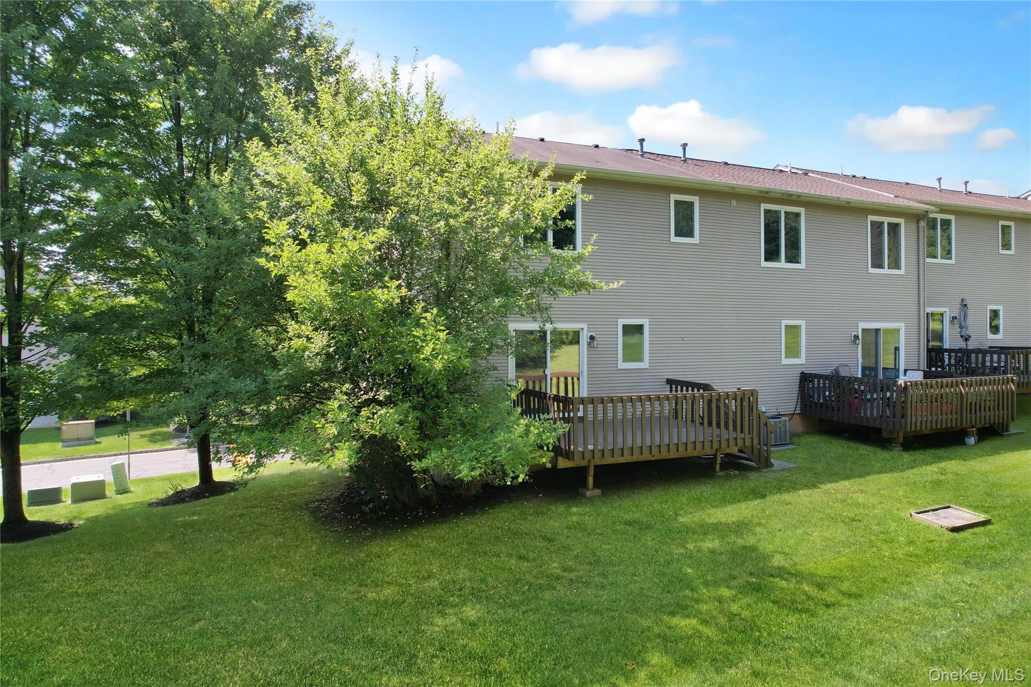 53 Leif Boulevard, Clarkstown, NY, 2 Bedrooms Bedrooms, 6 Rooms Rooms,3 BathroomsBathrooms,Residential,For Rent,Leif,0,1029154 53 Leif Boulevard, Clarkstown, NY, 2 Bedrooms Bedrooms, 6 Rooms Rooms,3 BathroomsBathrooms,Residential,For Rent,Leif,0,1029154