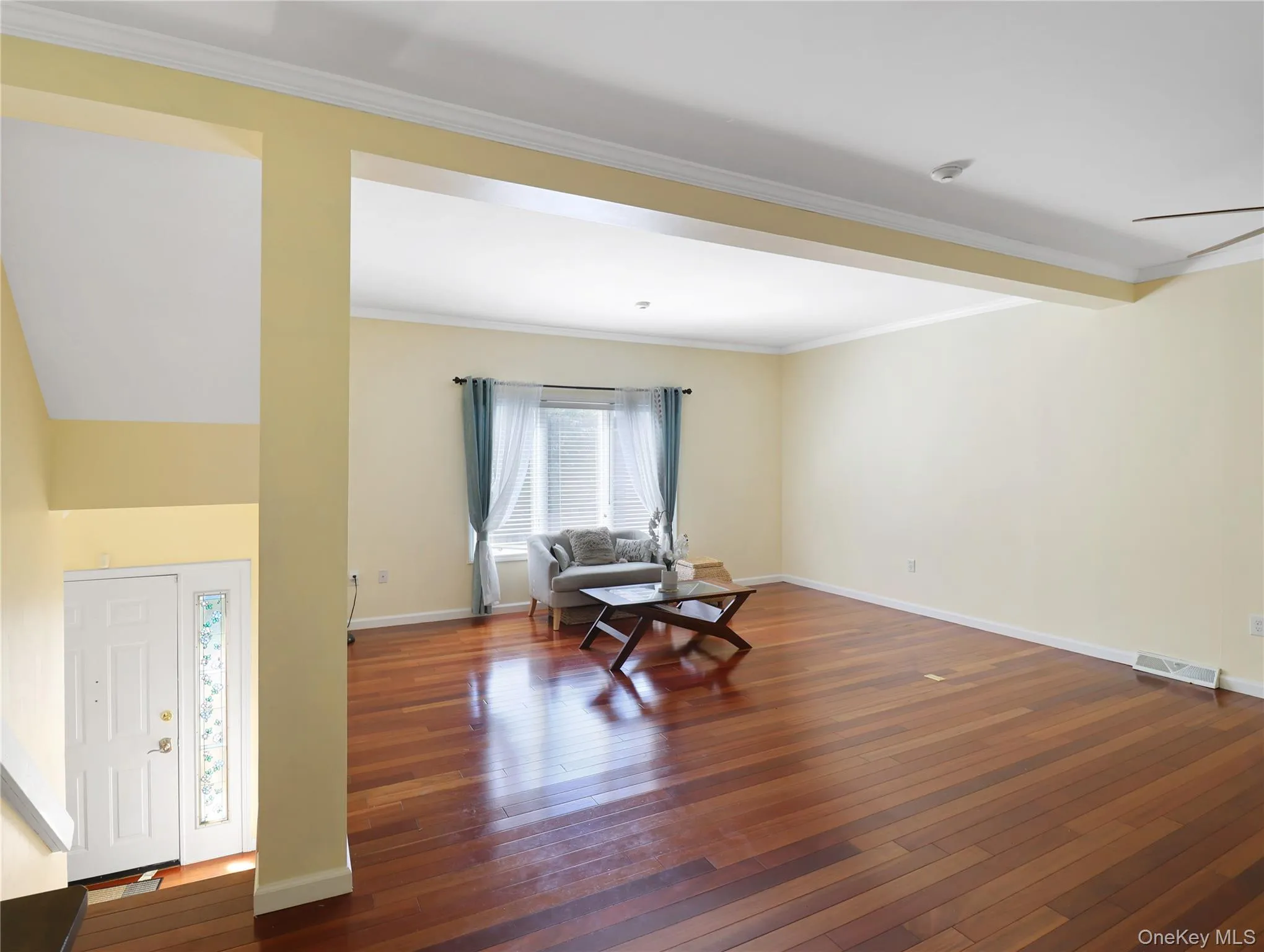 53 Leif Boulevard, Clarkstown, NY, 2 Bedrooms Bedrooms, 6 Rooms Rooms,3 BathroomsBathrooms,Residential,For Rent,Leif,0,1029154 53 Leif Boulevard, Clarkstown, NY, 2 Bedrooms Bedrooms, 6 Rooms Rooms,3 BathroomsBathrooms,Residential,For Rent,Leif,0,1029154