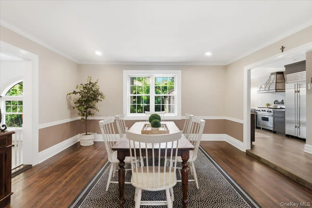 Very Large Formal Dining Room Very Large Formal Dining Room