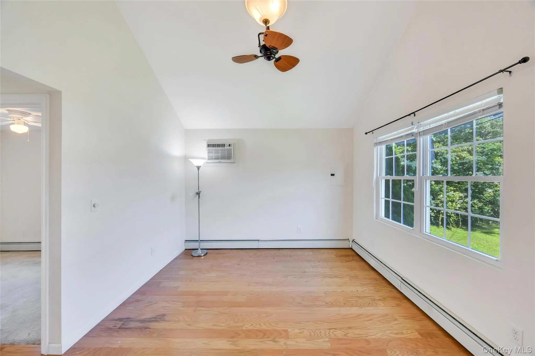 22 Maplewood Avenue, Brookhaven, NY, 2 Bedrooms Bedrooms, 4 Rooms Rooms,1 BathroomBathrooms,Residential Lease,For Rent,Maplewood,0,1029157 22 Maplewood Avenue, Brookhaven, NY, 2 Bedrooms Bedrooms, 4 Rooms Rooms,1 BathroomBathrooms,Residential Lease,For Rent,Maplewood,0,1029157