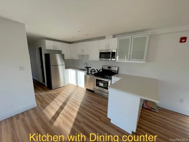 193 Old Country Road, Oyster Bay, NY, 3 Bedrooms Bedrooms, 5 Rooms Rooms,3 BathroomsBathrooms,Residential Lease,For Rent,Old Country,0,1029158 193 Old Country Road, Oyster Bay, NY, 3 Bedrooms Bedrooms, 5 Rooms Rooms,3 BathroomsBathrooms,Residential Lease,For Rent,Old Country,0,1029158