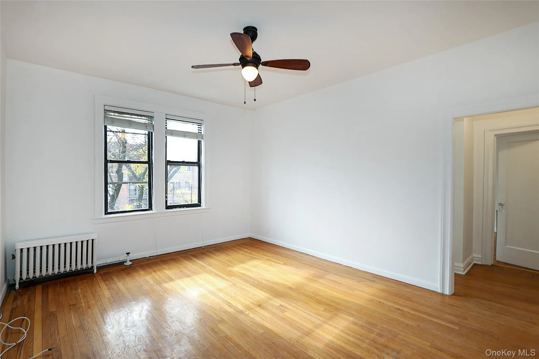 11525 Metropolitan Avenue, New York, NY, 2 Bedrooms Bedrooms, 4 Rooms Rooms,1 BathroomBathrooms,Residential Lease,For Rent,Metropolitan,0,1029159 11525 Metropolitan Avenue, New York, NY, 2 Bedrooms Bedrooms, 4 Rooms Rooms,1 BathroomBathrooms,Residential Lease,For Rent,Metropolitan,0,1029159