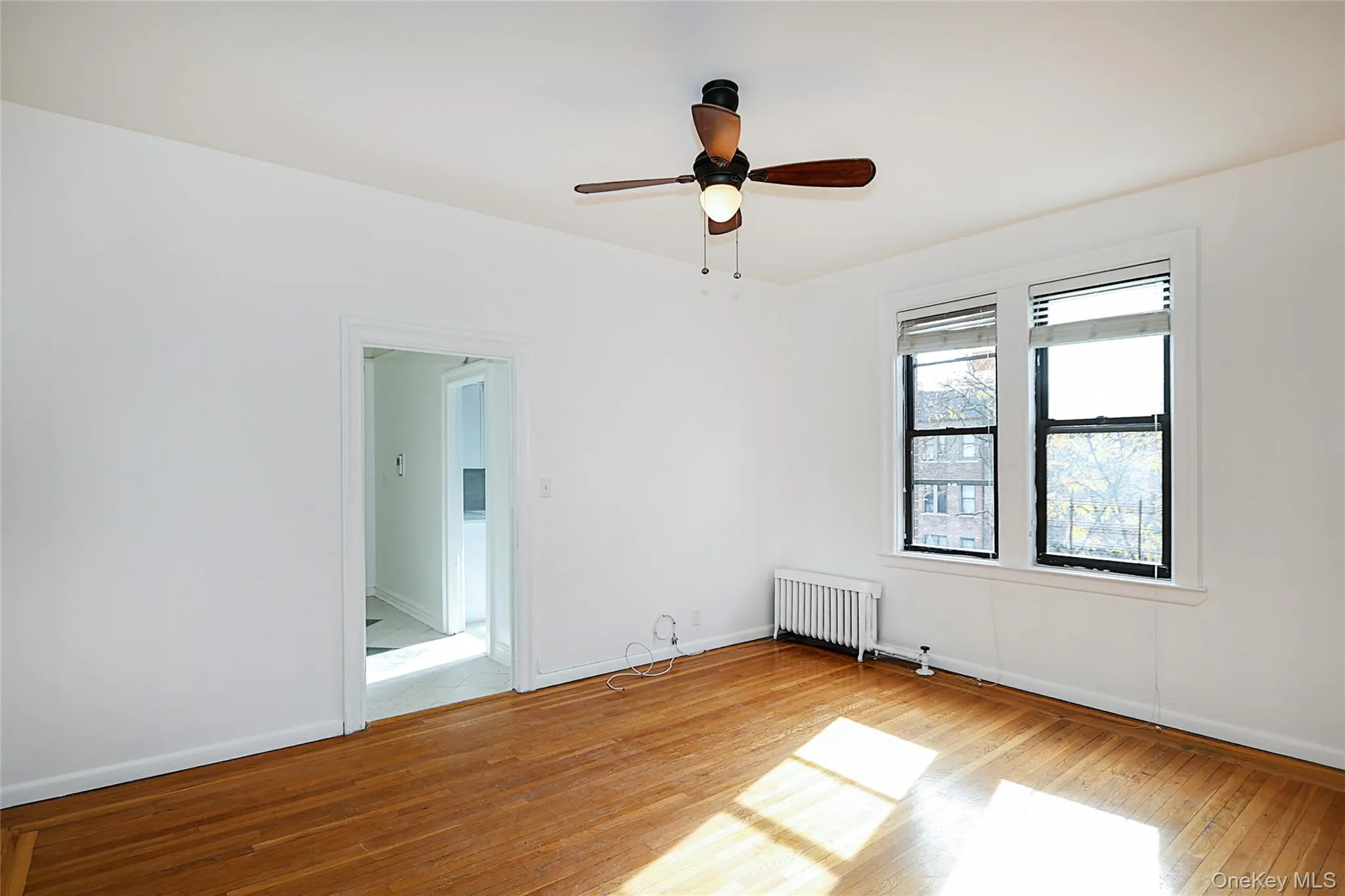11525 Metropolitan Avenue, New York, NY, 2 Bedrooms Bedrooms, 4 Rooms Rooms,1 BathroomBathrooms,Residential Lease,For Rent,Metropolitan,0,1029159 11525 Metropolitan Avenue, New York, NY, 2 Bedrooms Bedrooms, 4 Rooms Rooms,1 BathroomBathrooms,Residential Lease,For Rent,Metropolitan,0,1029159