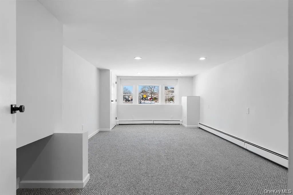 53 Elizabeth Drive, Oyster Bay, NY, 3 Bedrooms Bedrooms, 10 Rooms Rooms,2 BathroomsBathrooms,Residential,For Rent,Elizabeth,0,1029160 53 Elizabeth Drive, Oyster Bay, NY, 3 Bedrooms Bedrooms, 10 Rooms Rooms,2 BathroomsBathrooms,Residential,For Rent,Elizabeth,0,1029160