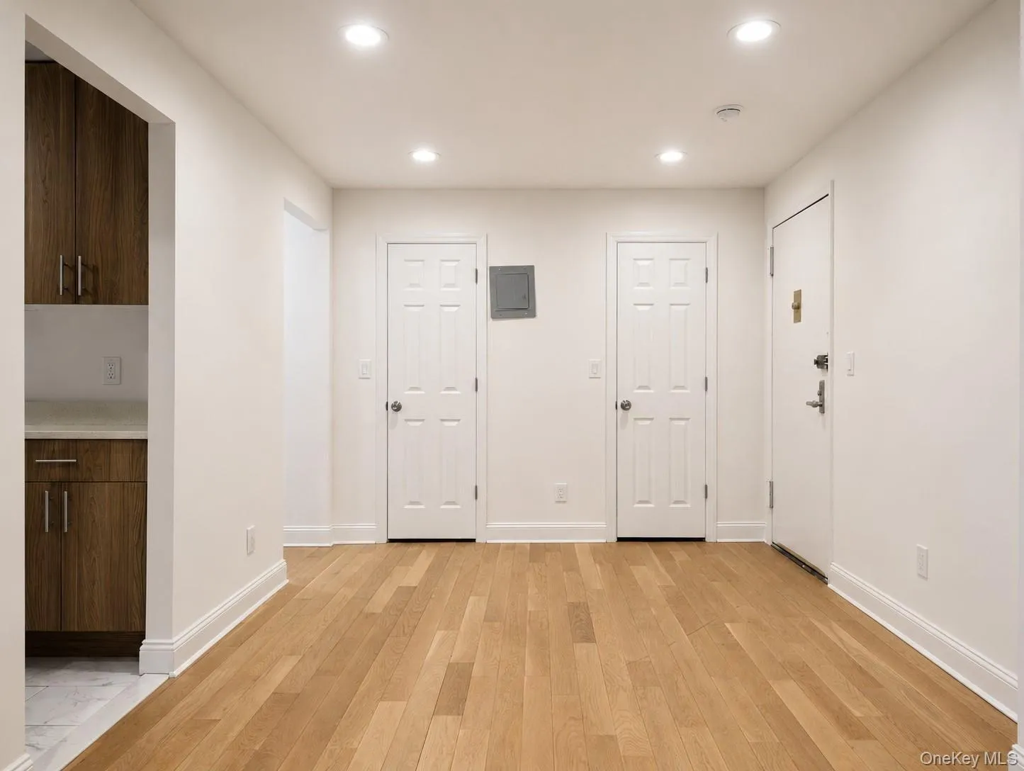 50 Brompton Road, North Hempstead, NY, 1 Bedroom Bedrooms, 5 Rooms Rooms,1 BathroomBathrooms,Residential,For Rent,Brompton,0,1029165 50 Brompton Road, North Hempstead, NY, 1 Bedroom Bedrooms, 5 Rooms Rooms,1 BathroomBathrooms,Residential,For Rent,Brompton,0,1029165