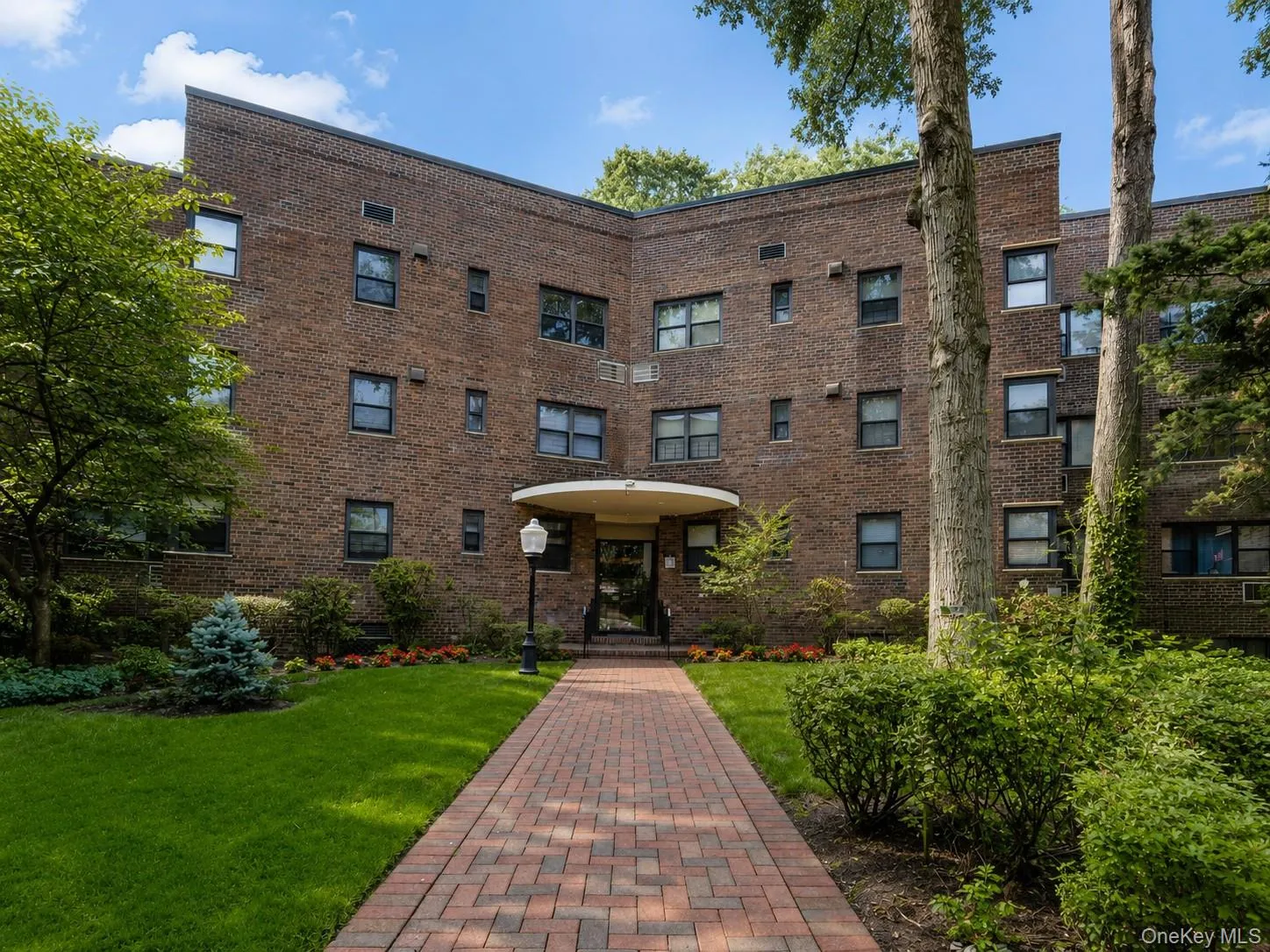 50 Brompton Road, North Hempstead, NY, 1 Bedroom Bedrooms, 5 Rooms Rooms,1 BathroomBathrooms,Residential,For Rent,Brompton,0,1029165 50 Brompton Road, North Hempstead, NY, 1 Bedroom Bedrooms, 5 Rooms Rooms,1 BathroomBathrooms,Residential,For Rent,Brompton,0,1029165