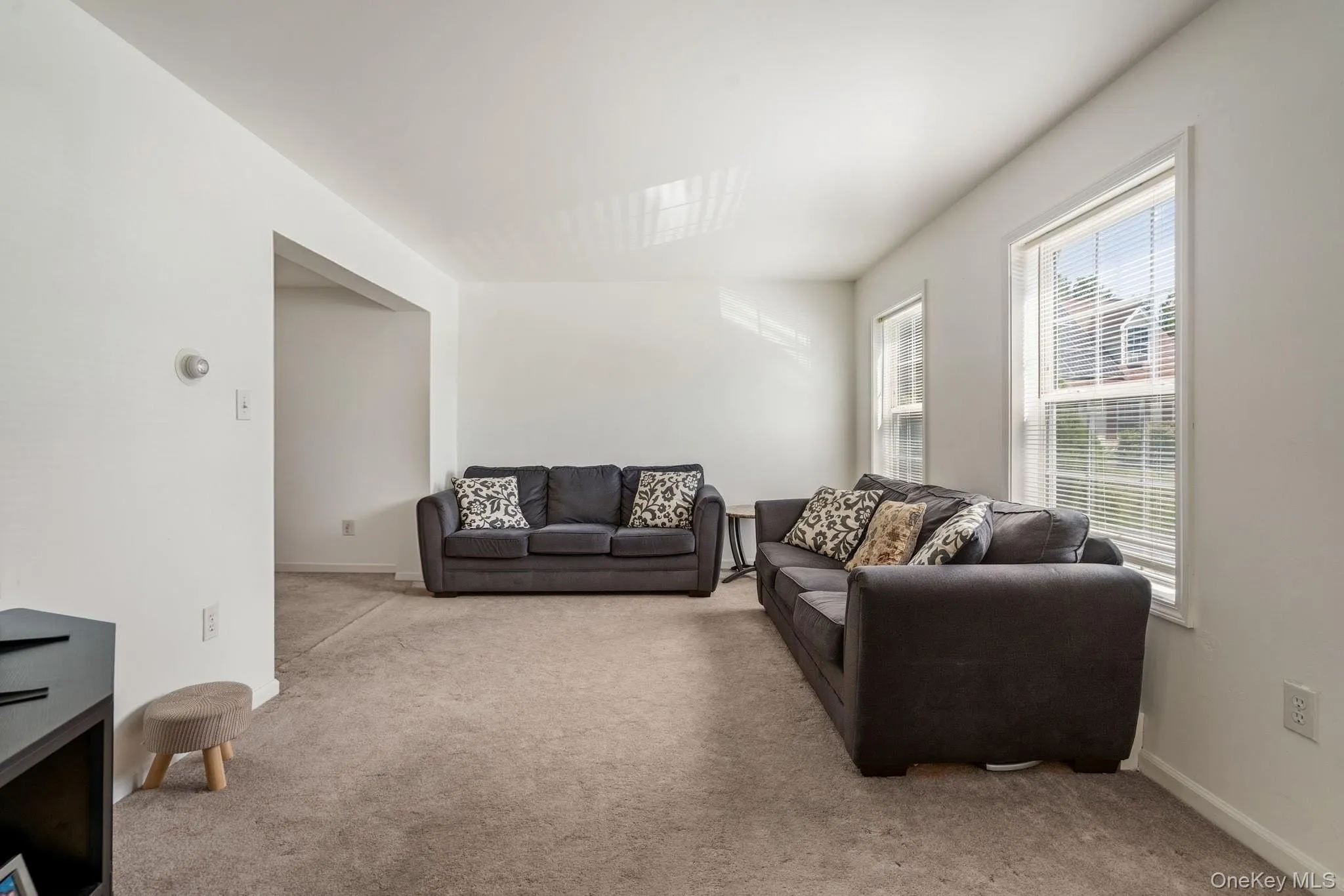 18 Mews Alley, Poughkeepsie (town), NY, 3 Bedrooms Bedrooms, 8 Rooms Rooms,2 BathroomsBathrooms,Residential,For Rent,Mews,0,1029166 18 Mews Alley, Poughkeepsie (town), NY, 3 Bedrooms Bedrooms, 8 Rooms Rooms,2 BathroomsBathrooms,Residential,For Rent,Mews,0,1029166