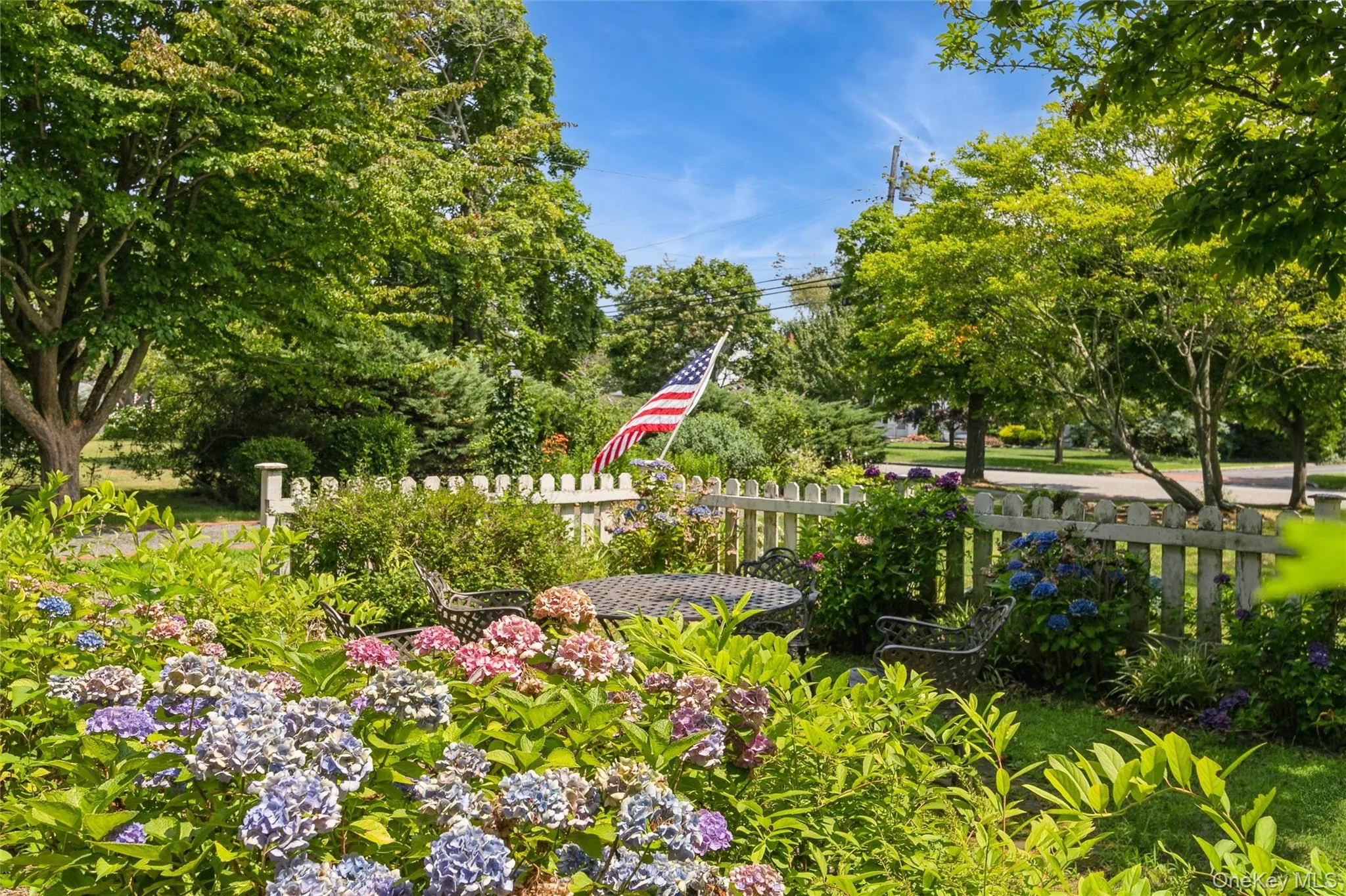 200 Greene Avenue, Islip, NY, 5 Bedrooms Bedrooms, 9 Rooms Rooms,3 BathroomsBathrooms,Residential,For Rent,Greene,0,1029167 200 Greene Avenue, Islip, NY, 5 Bedrooms Bedrooms, 9 Rooms Rooms,3 BathroomsBathrooms,Residential,For Rent,Greene,0,1029167