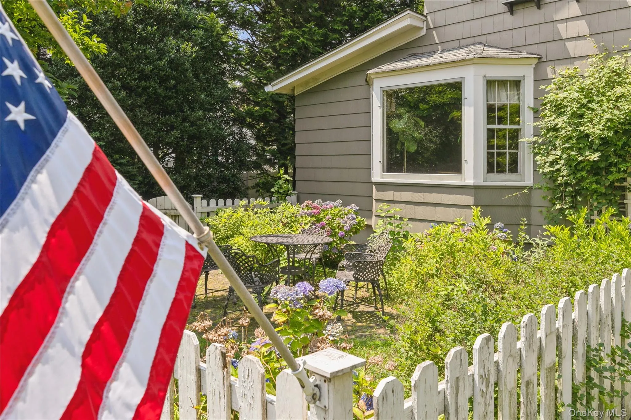 200 Greene Avenue, Islip, NY, 5 Bedrooms Bedrooms, 9 Rooms Rooms,3 BathroomsBathrooms,Residential,For Rent,Greene,0,1029167 200 Greene Avenue, Islip, NY, 5 Bedrooms Bedrooms, 9 Rooms Rooms,3 BathroomsBathrooms,Residential,For Rent,Greene,0,1029167