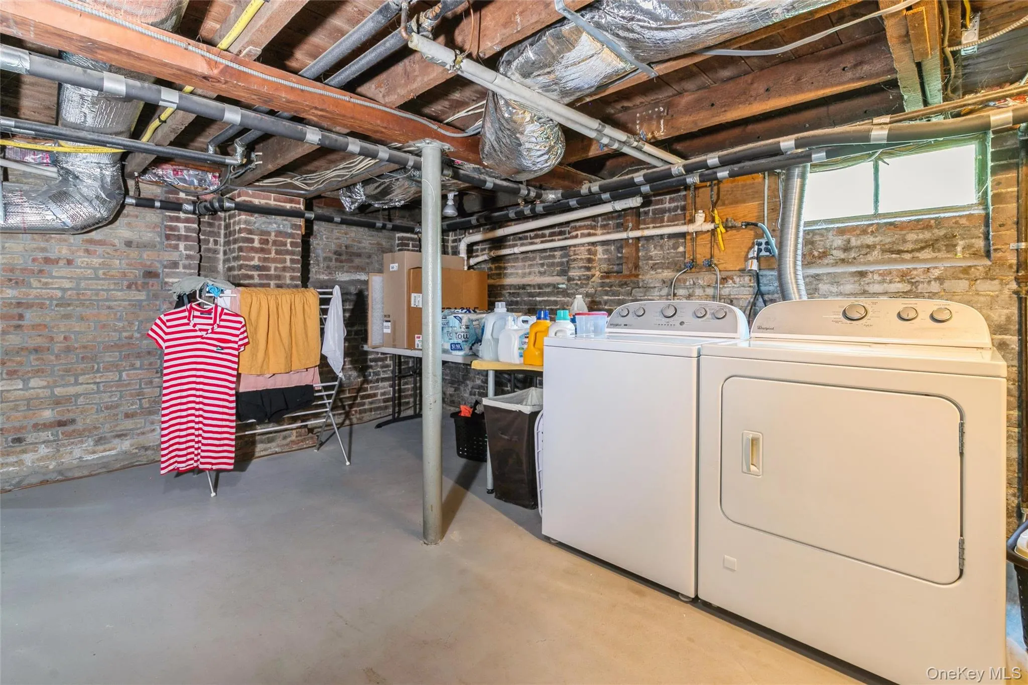 200 Greene Avenue, Islip, NY, 5 Bedrooms Bedrooms, 9 Rooms Rooms,3 BathroomsBathrooms,Residential,For Rent,Greene,0,1029167 200 Greene Avenue, Islip, NY, 5 Bedrooms Bedrooms, 9 Rooms Rooms,3 BathroomsBathrooms,Residential,For Rent,Greene,0,1029167
