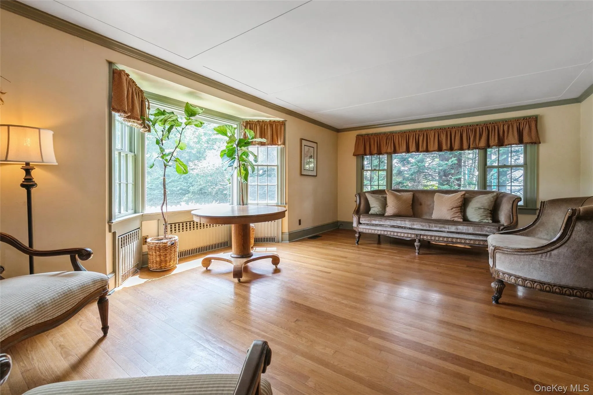 200 Greene Avenue, Islip, NY, 5 Bedrooms Bedrooms, 9 Rooms Rooms,3 BathroomsBathrooms,Residential,For Rent,Greene,0,1029167 200 Greene Avenue, Islip, NY, 5 Bedrooms Bedrooms, 9 Rooms Rooms,3 BathroomsBathrooms,Residential,For Rent,Greene,0,1029167