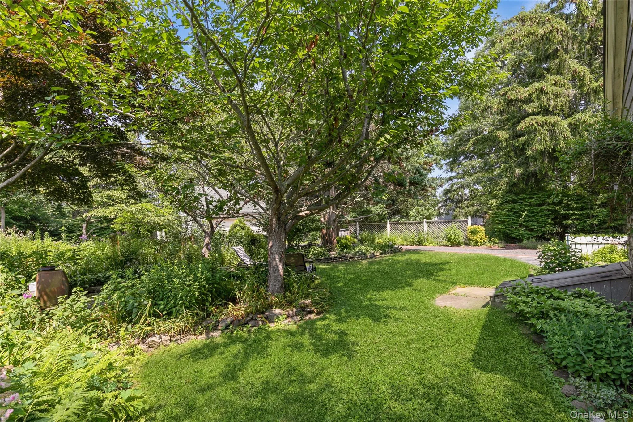 200 Greene Avenue, Islip, NY, 5 Bedrooms Bedrooms, 9 Rooms Rooms,3 BathroomsBathrooms,Residential,For Rent,Greene,0,1029167 200 Greene Avenue, Islip, NY, 5 Bedrooms Bedrooms, 9 Rooms Rooms,3 BathroomsBathrooms,Residential,For Rent,Greene,0,1029167