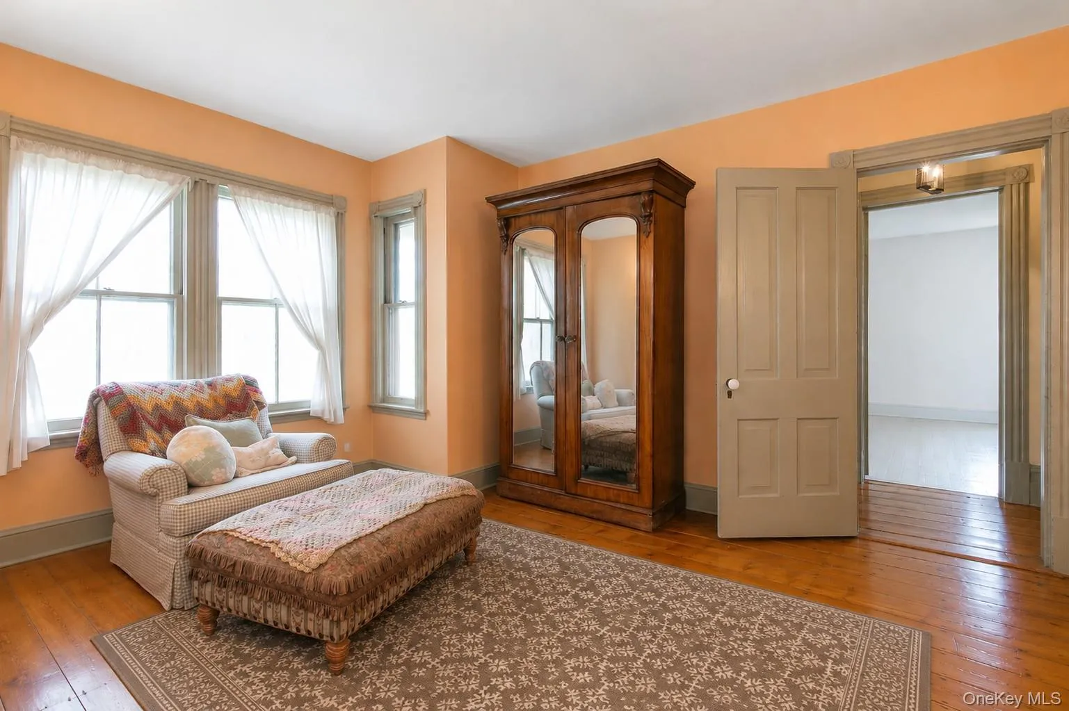 200 Greene Avenue, Islip, NY, 5 Bedrooms Bedrooms, 9 Rooms Rooms,3 BathroomsBathrooms,Residential,For Rent,Greene,0,1029167 200 Greene Avenue, Islip, NY, 5 Bedrooms Bedrooms, 9 Rooms Rooms,3 BathroomsBathrooms,Residential,For Rent,Greene,0,1029167