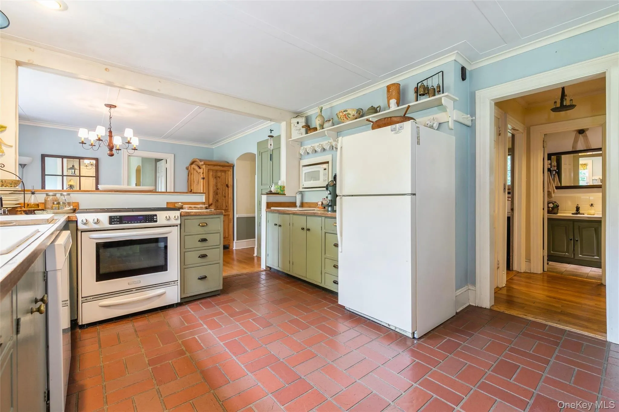 200 Greene Avenue, Islip, NY, 5 Bedrooms Bedrooms, 9 Rooms Rooms,3 BathroomsBathrooms,Residential,For Rent,Greene,0,1029167 200 Greene Avenue, Islip, NY, 5 Bedrooms Bedrooms, 9 Rooms Rooms,3 BathroomsBathrooms,Residential,For Rent,Greene,0,1029167