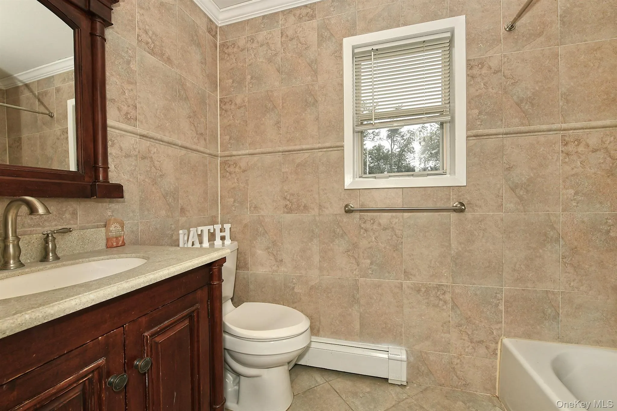 2 Buckingham Meadow Road, Brookhaven, NY, 4 Bedrooms Bedrooms, 8 Rooms Rooms,2 BathroomsBathrooms,Residential,For Rent,Buckingham Meadow,0,1029169 2 Buckingham Meadow Road, Brookhaven, NY, 4 Bedrooms Bedrooms, 8 Rooms Rooms,2 BathroomsBathrooms,Residential,For Rent,Buckingham Meadow,0,1029169