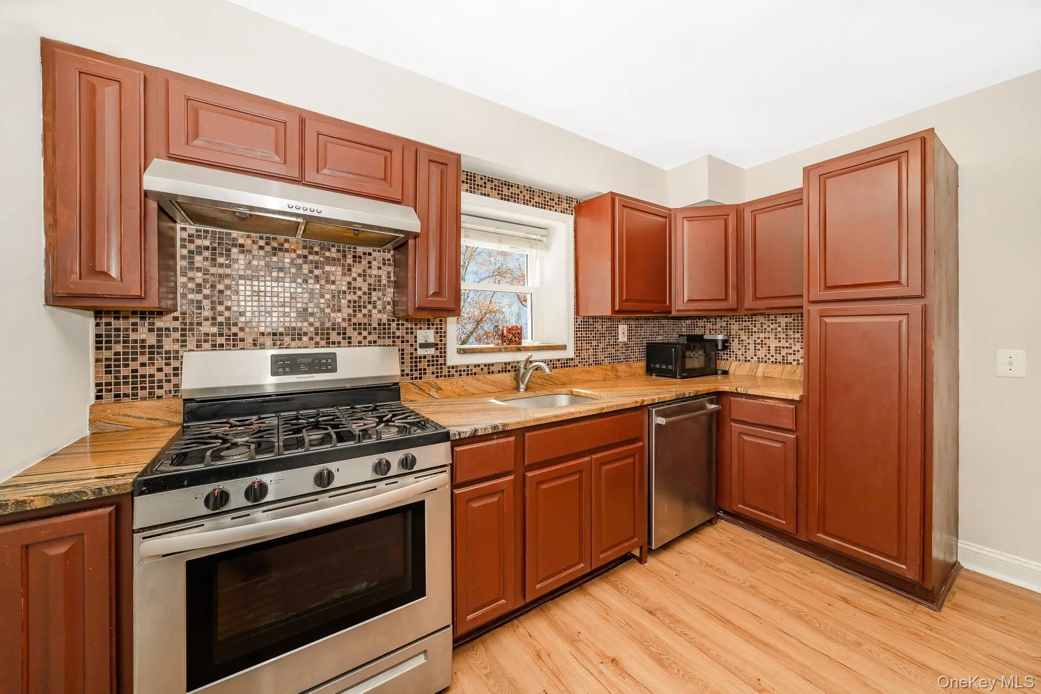 14 Milton Court, Hempstead, NY, 2 Bedrooms Bedrooms, 5 Rooms Rooms,1 BathroomBathrooms,Residential Lease,For Rent,Milton,0,1029171 14 Milton Court, Hempstead, NY, 2 Bedrooms Bedrooms, 5 Rooms Rooms,1 BathroomBathrooms,Residential Lease,For Rent,Milton,0,1029171
