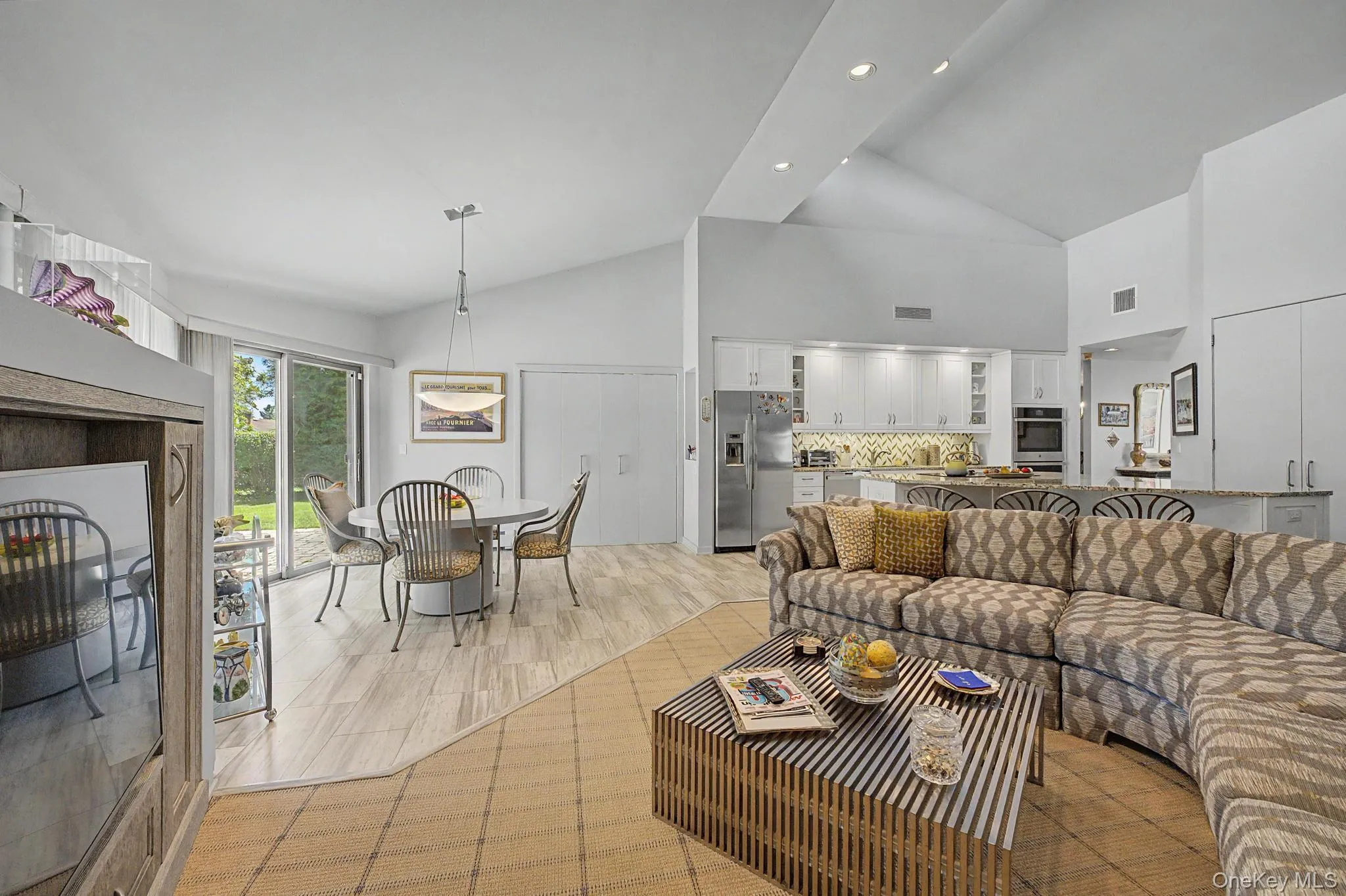 15 Pimlico Drive, Smithtown, NY, 4 Bedrooms Bedrooms, 8 Rooms Rooms,2 BathroomsBathrooms,Residential,For Rent,Pimlico,0,1029173 15 Pimlico Drive, Smithtown, NY, 4 Bedrooms Bedrooms, 8 Rooms Rooms,2 BathroomsBathrooms,Residential,For Rent,Pimlico,0,1029173