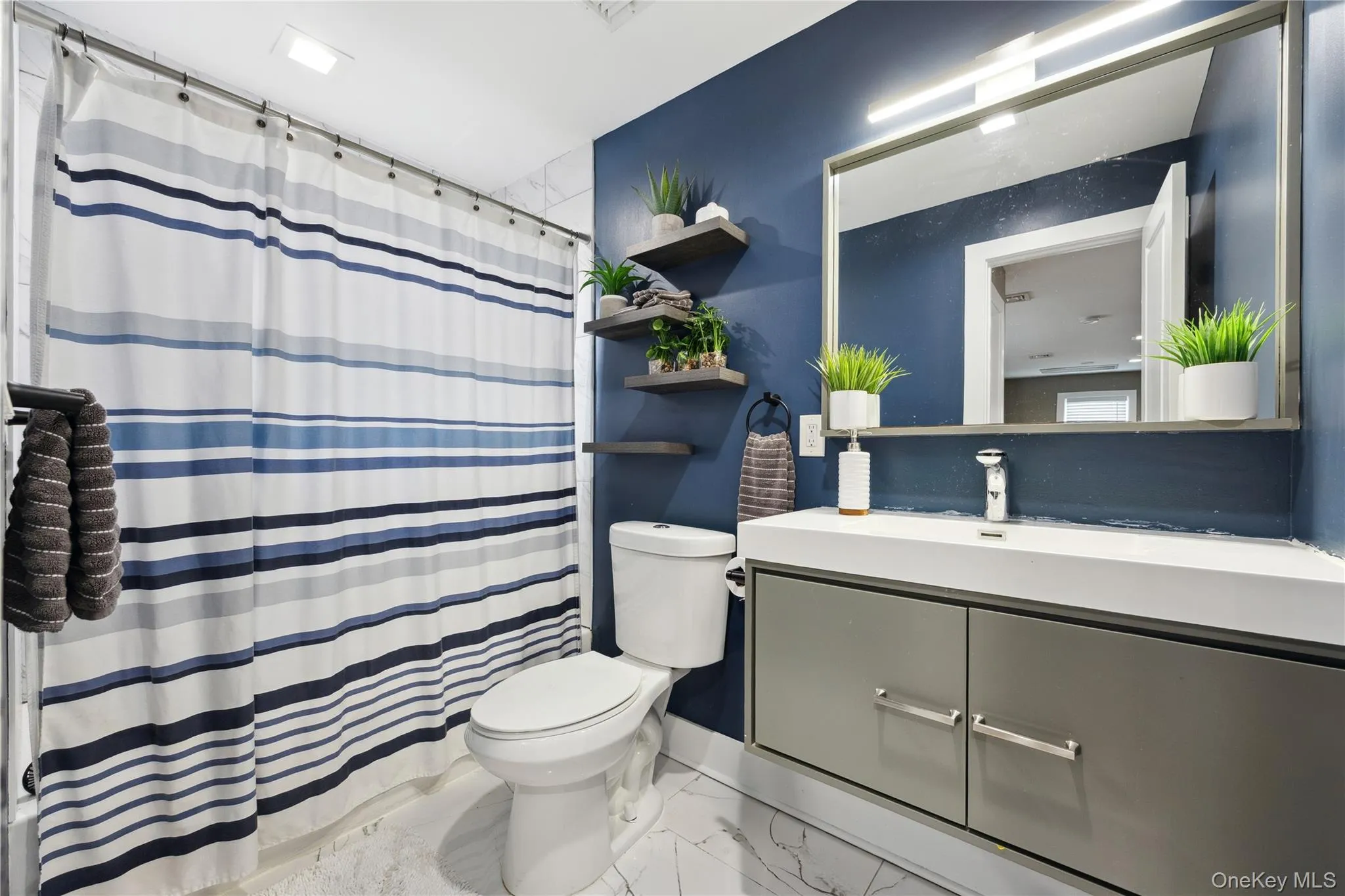 81 Pearsall Avenue, Hempstead, NY, 4 Bedrooms Bedrooms, 9 Rooms Rooms,3 BathroomsBathrooms,Residential,For Rent,Pearsall,0,1029182 81 Pearsall Avenue, Hempstead, NY, 4 Bedrooms Bedrooms, 9 Rooms Rooms,3 BathroomsBathrooms,Residential,For Rent,Pearsall,0,1029182