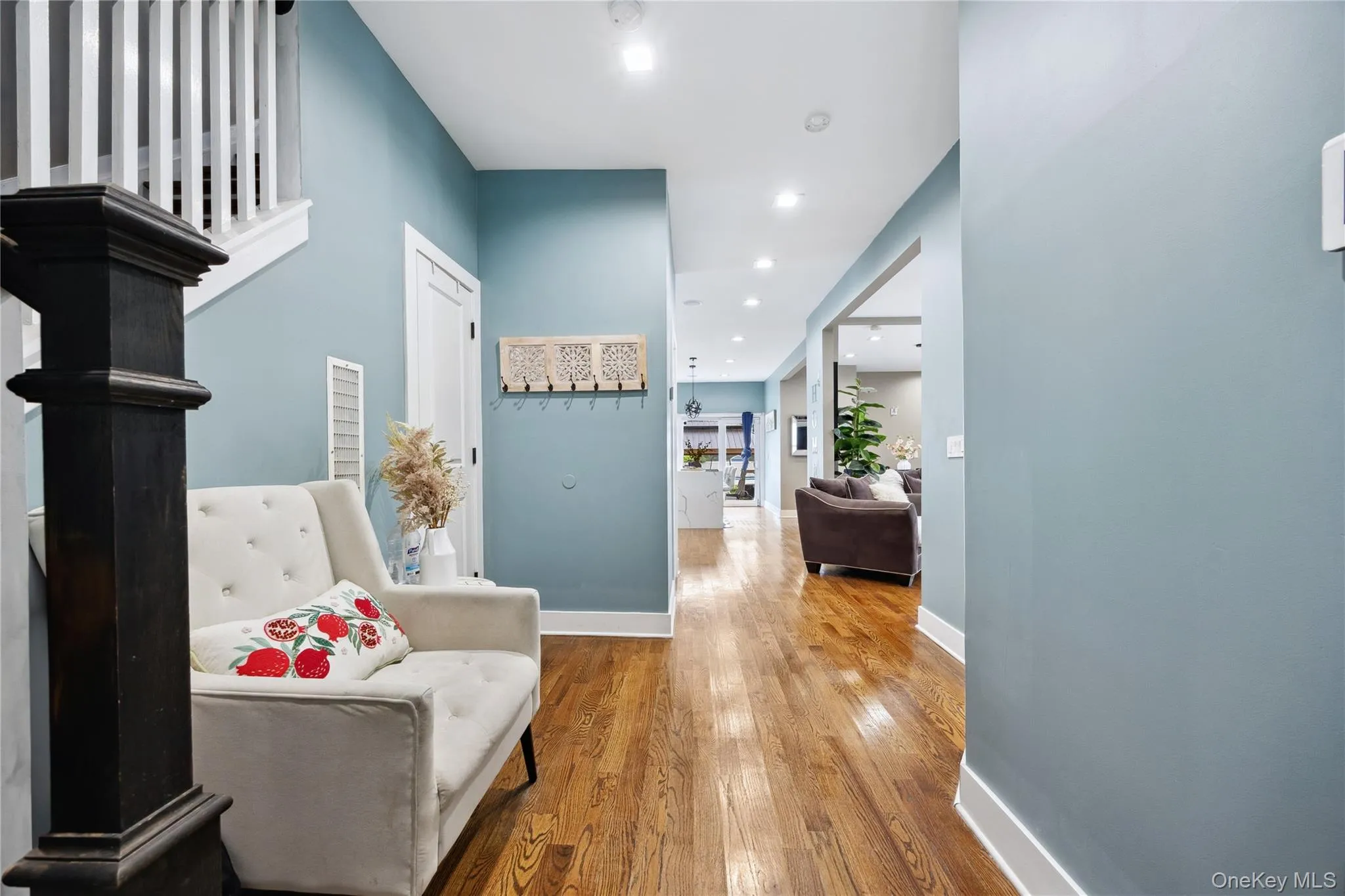 81 Pearsall Avenue, Hempstead, NY, 4 Bedrooms Bedrooms, 9 Rooms Rooms,3 BathroomsBathrooms,Residential,For Rent,Pearsall,0,1029182 81 Pearsall Avenue, Hempstead, NY, 4 Bedrooms Bedrooms, 9 Rooms Rooms,3 BathroomsBathrooms,Residential,For Rent,Pearsall,0,1029182