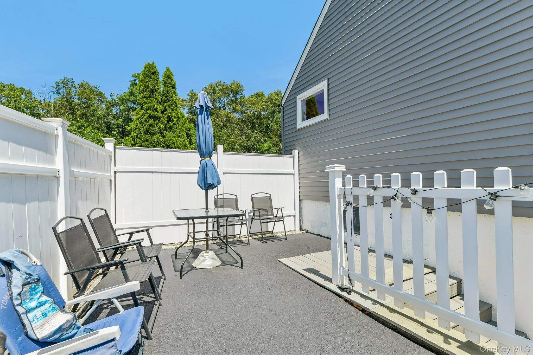 49 Eugene Drive, Smithtown, NY, 4 Bedrooms Bedrooms, 8 Rooms Rooms,2 BathroomsBathrooms,Residential,For Rent,Eugene,0,1029185 49 Eugene Drive, Smithtown, NY, 4 Bedrooms Bedrooms, 8 Rooms Rooms,2 BathroomsBathrooms,Residential,For Rent,Eugene,0,1029185