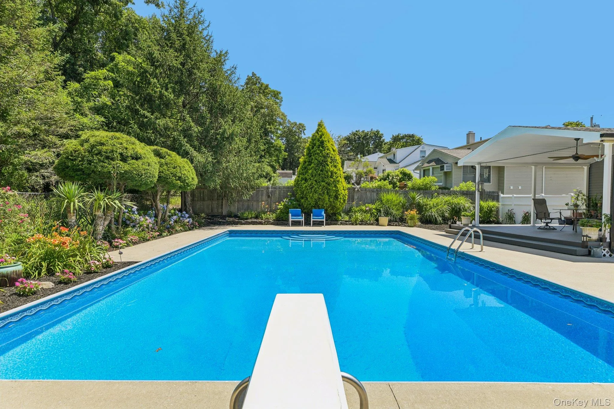 49 Eugene Drive, Smithtown, NY, 4 Bedrooms Bedrooms, 8 Rooms Rooms,2 BathroomsBathrooms,Residential,For Rent,Eugene,0,1029185 49 Eugene Drive, Smithtown, NY, 4 Bedrooms Bedrooms, 8 Rooms Rooms,2 BathroomsBathrooms,Residential,For Rent,Eugene,0,1029185