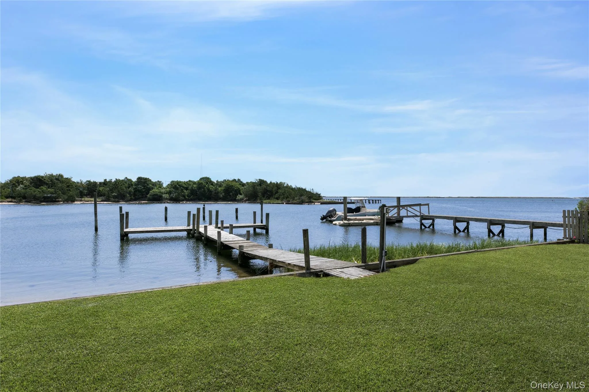 35 Gardners Lane, Southampton, NY, 4 Bedrooms Bedrooms, 12 Rooms Rooms,4 BathroomsBathrooms,Residential,For Rent,Gardners,0,1029188 35 Gardners Lane, Southampton, NY, 4 Bedrooms Bedrooms, 12 Rooms Rooms,4 BathroomsBathrooms,Residential,For Rent,Gardners,0,1029188