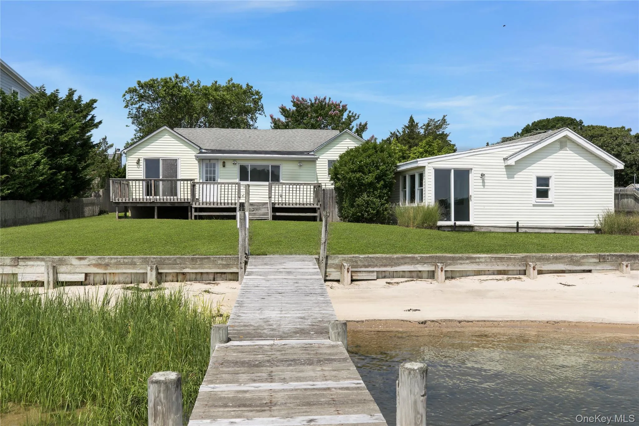 35 Gardners Lane, Southampton, NY, 4 Bedrooms Bedrooms, 12 Rooms Rooms,4 BathroomsBathrooms,Residential,For Rent,Gardners,0,1029188 35 Gardners Lane, Southampton, NY, 4 Bedrooms Bedrooms, 12 Rooms Rooms,4 BathroomsBathrooms,Residential,For Rent,Gardners,0,1029188