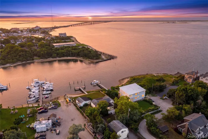 35 Gardners Lane, Southampton, New York 11946