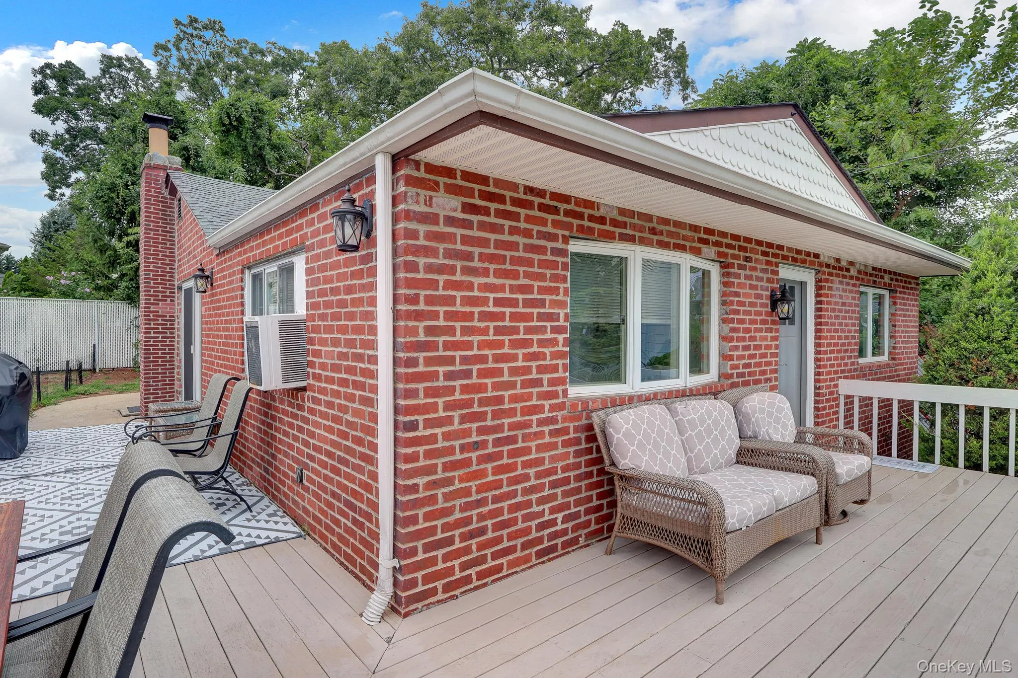 629 East Drive, Babylon, NY, 3 Bedrooms Bedrooms, 6 Rooms Rooms,1 BathroomBathrooms,Residential,For Rent,East,0,1029193 629 East Drive, Babylon, NY, 3 Bedrooms Bedrooms, 6 Rooms Rooms,1 BathroomBathrooms,Residential,For Rent,East,0,1029193