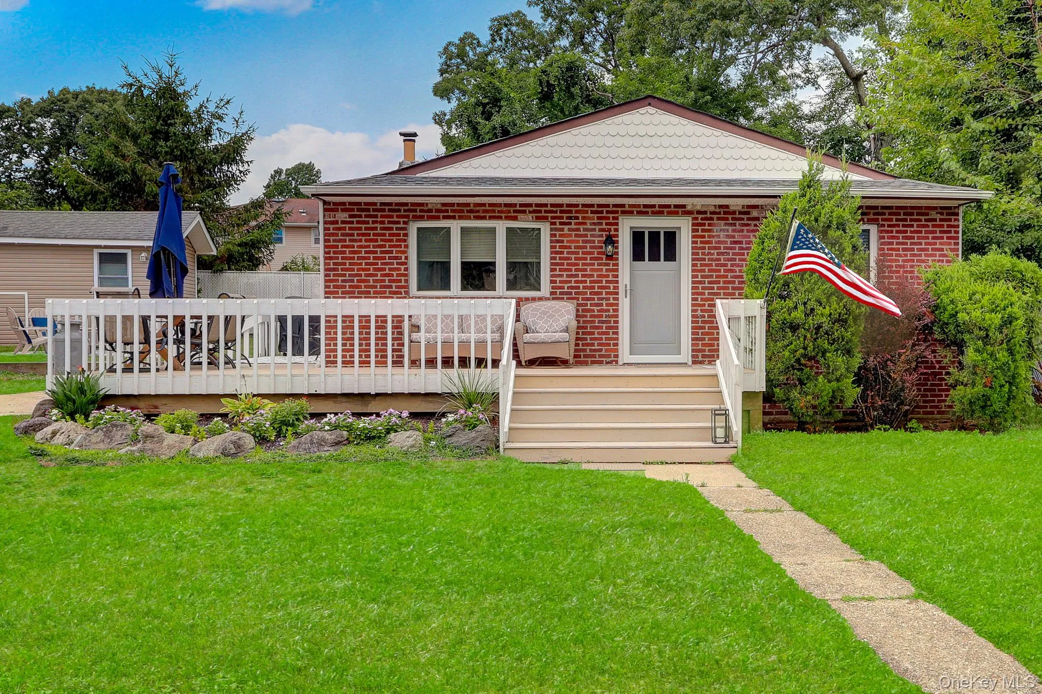 629 East Drive, Babylon, NY, 3 Bedrooms Bedrooms, 6 Rooms Rooms,1 BathroomBathrooms,Residential,For Rent,East,0,1029193 629 East Drive, Babylon, NY, 3 Bedrooms Bedrooms, 6 Rooms Rooms,1 BathroomBathrooms,Residential,For Rent,East,0,1029193