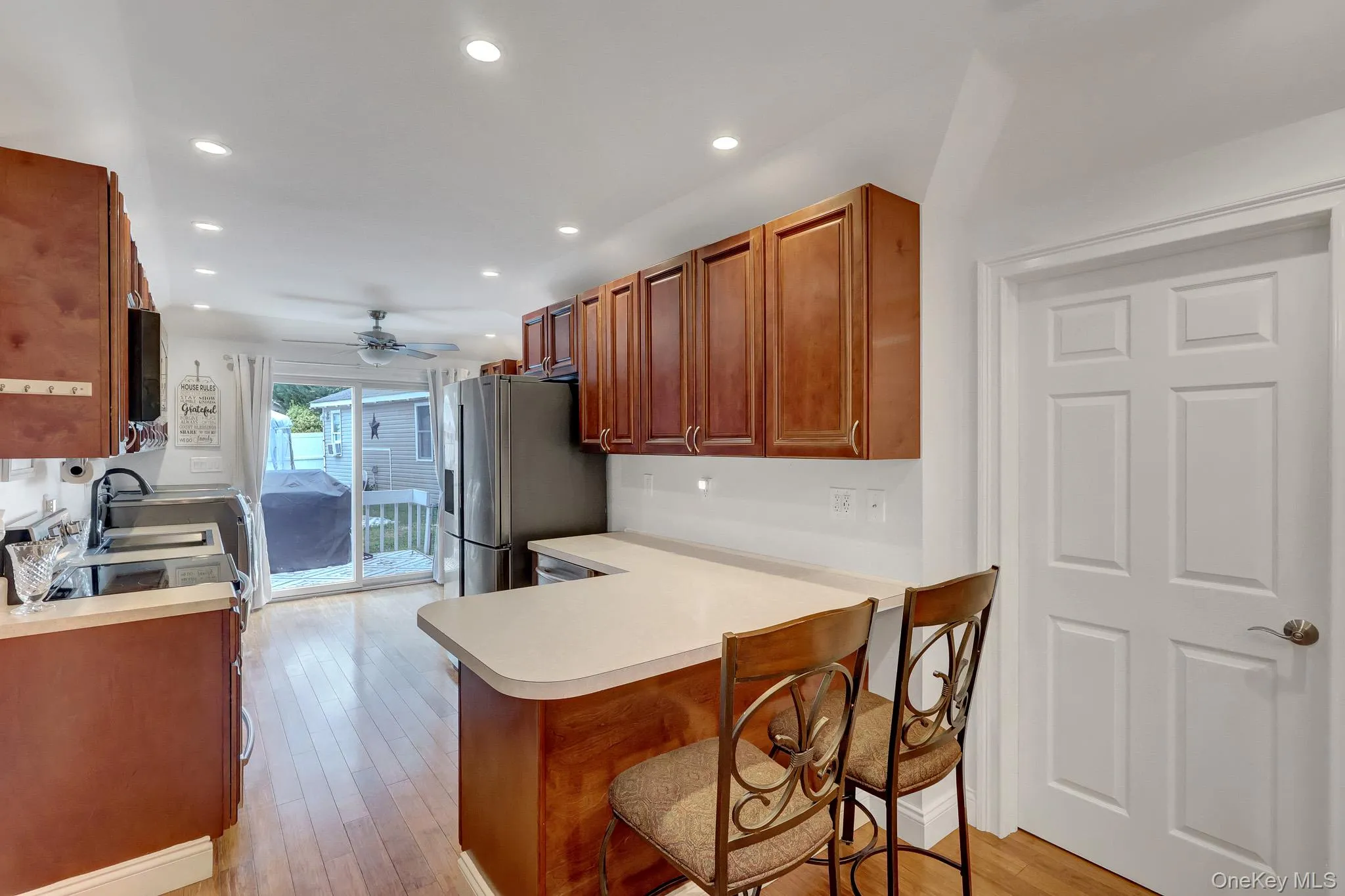 629 East Drive, Babylon, NY, 3 Bedrooms Bedrooms, 6 Rooms Rooms,1 BathroomBathrooms,Residential,For Rent,East,0,1029193 629 East Drive, Babylon, NY, 3 Bedrooms Bedrooms, 6 Rooms Rooms,1 BathroomBathrooms,Residential,For Rent,East,0,1029193
