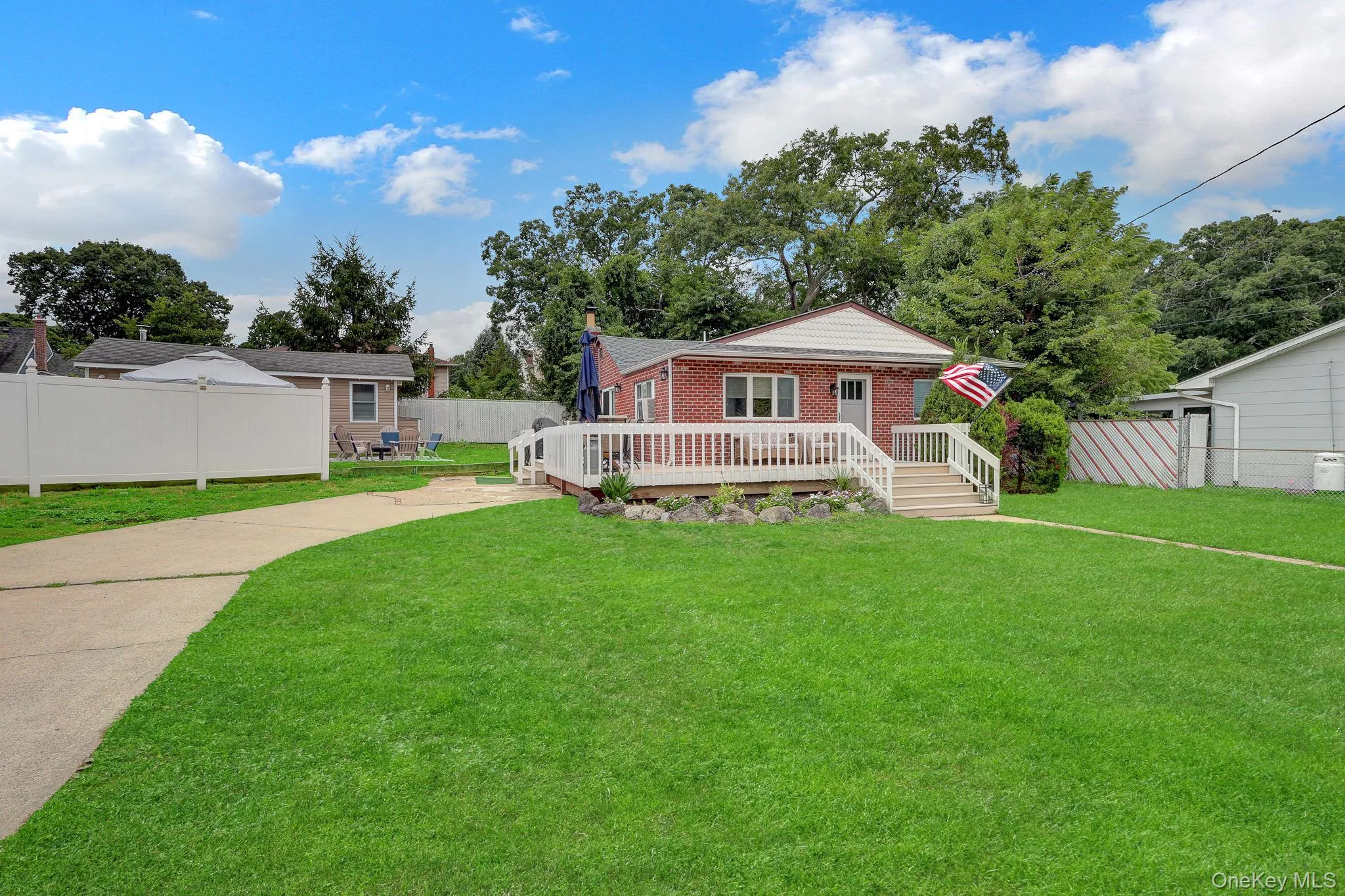 629 East Drive, Babylon, NY, 3 Bedrooms Bedrooms, 6 Rooms Rooms,1 BathroomBathrooms,Residential,For Rent,East,0,1029193 629 East Drive, Babylon, NY, 3 Bedrooms Bedrooms, 6 Rooms Rooms,1 BathroomBathrooms,Residential,For Rent,East,0,1029193