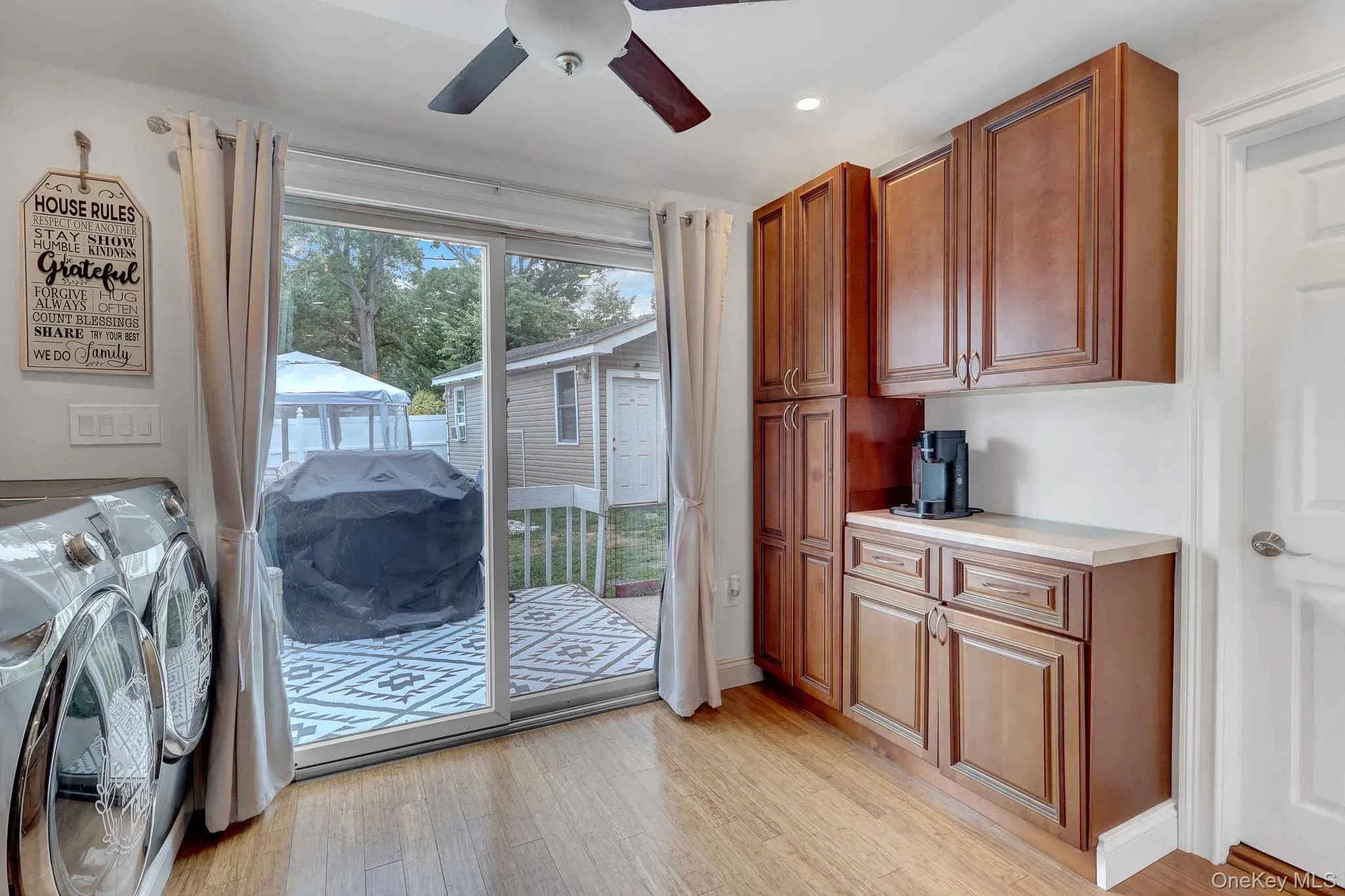 629 East Drive, Babylon, NY, 3 Bedrooms Bedrooms, 6 Rooms Rooms,1 BathroomBathrooms,Residential,For Rent,East,0,1029193 629 East Drive, Babylon, NY, 3 Bedrooms Bedrooms, 6 Rooms Rooms,1 BathroomBathrooms,Residential,For Rent,East,0,1029193