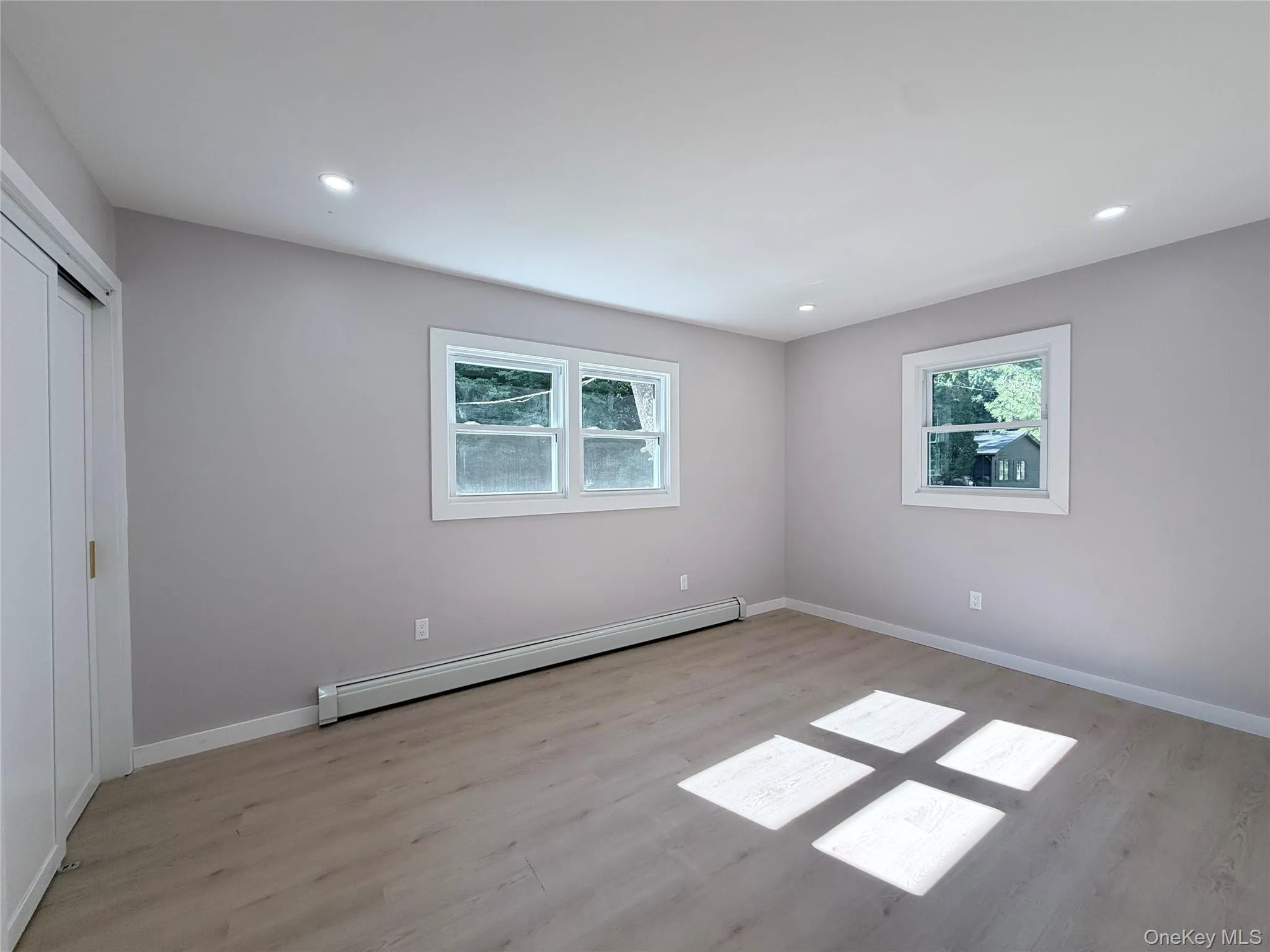 13 Moss Lane, Thompson, NY, 4 Bedrooms Bedrooms, 7 Rooms Rooms,1 BathroomBathrooms,Residential,For Rent,Moss,0,1029195 13 Moss Lane, Thompson, NY, 4 Bedrooms Bedrooms, 7 Rooms Rooms,1 BathroomBathrooms,Residential,For Rent,Moss,0,1029195