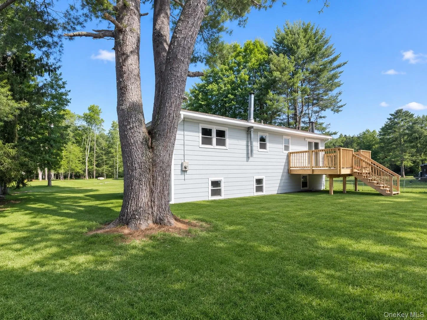 13 Moss Lane, Thompson, NY, 4 Bedrooms Bedrooms, 7 Rooms Rooms,1 BathroomBathrooms,Residential,For Rent,Moss,0,1029195 13 Moss Lane, Thompson, NY, 4 Bedrooms Bedrooms, 7 Rooms Rooms,1 BathroomBathrooms,Residential,For Rent,Moss,0,1029195