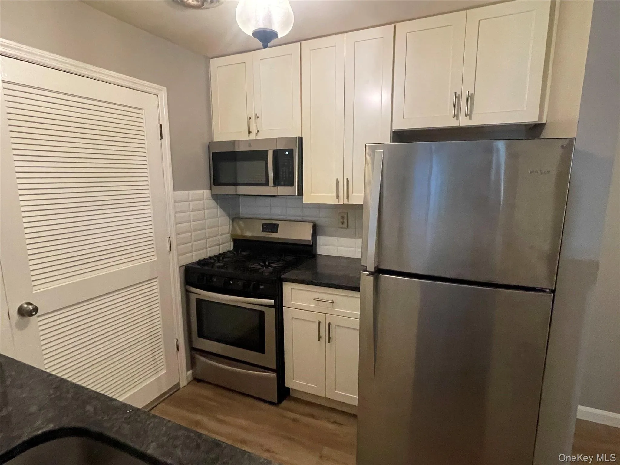 1902 Rosewood Court, Woodbury, NY, 2 Bedrooms Bedrooms, 8 Rooms Rooms,2 BathroomsBathrooms,Residential Lease,For Rent,Rosewood,0,1029197 1902 Rosewood Court, Woodbury, NY, 2 Bedrooms Bedrooms, 8 Rooms Rooms,2 BathroomsBathrooms,Residential Lease,For Rent,Rosewood,0,1029197